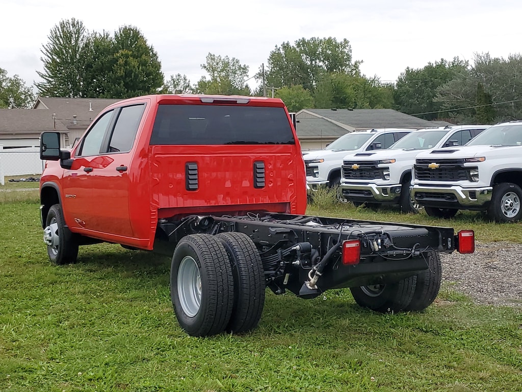 New 2026 Chevrolet Silverado 3500 HD Chassis Cab Work Truck Truck
