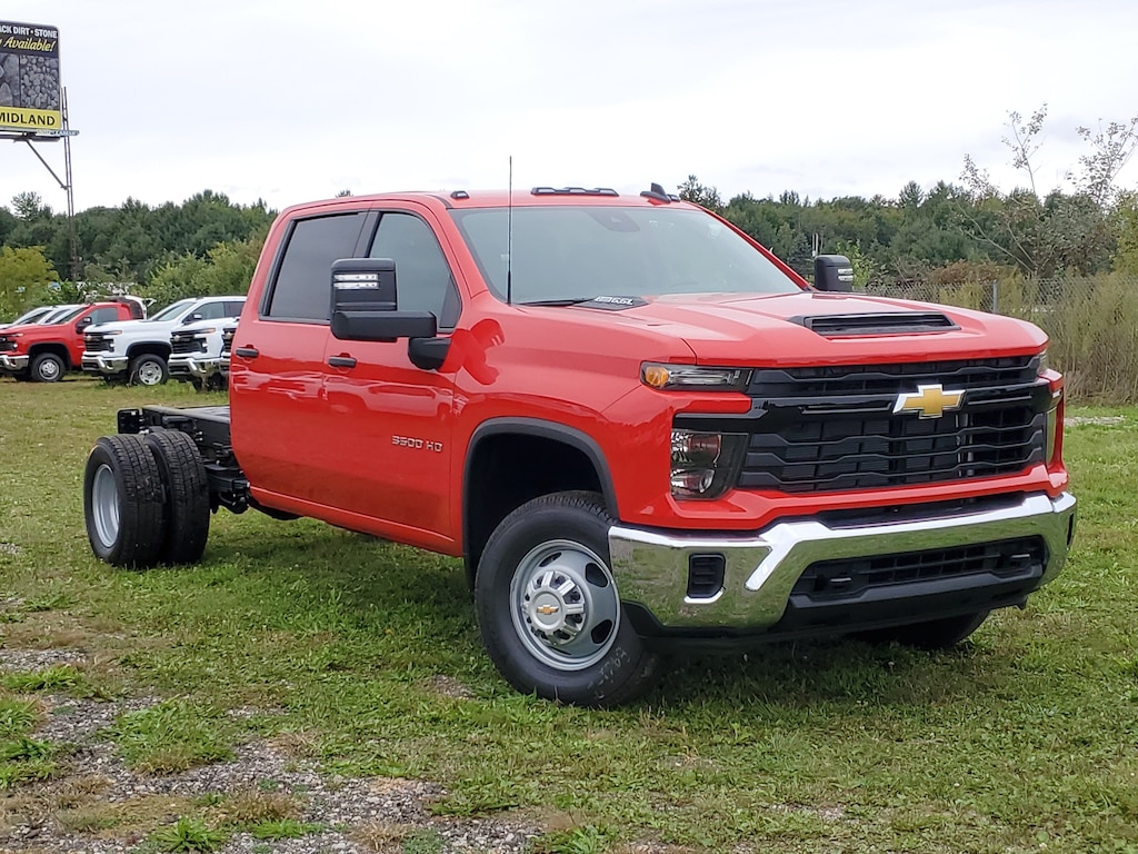New 2026 Chevrolet Silverado 3500 HD Chassis Cab Work Truck Truck