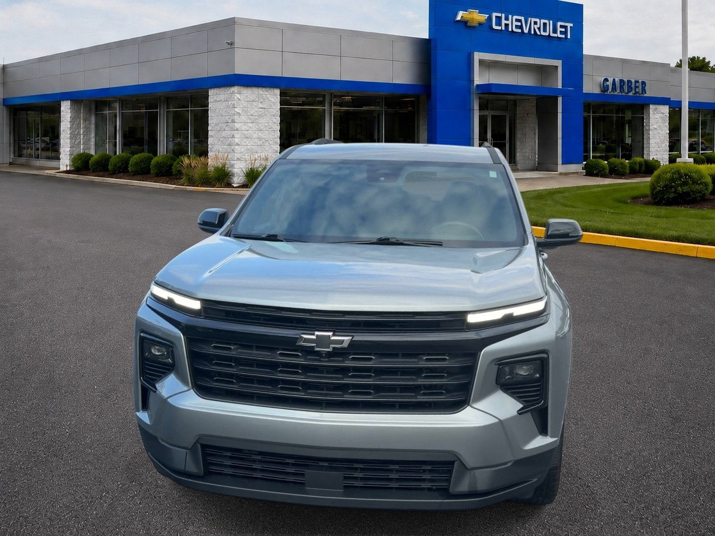 Used 2024 Chevrolet Traverse LT SUV
