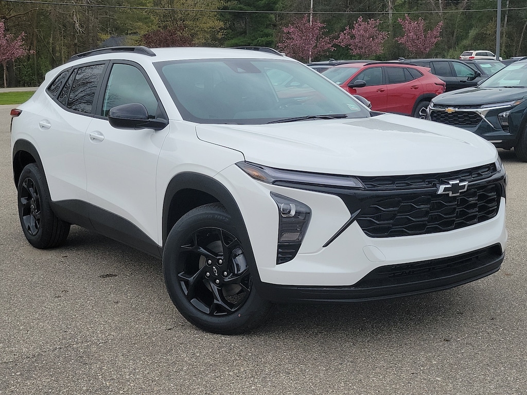 New 2026 Chevrolet Trax LT SUV
