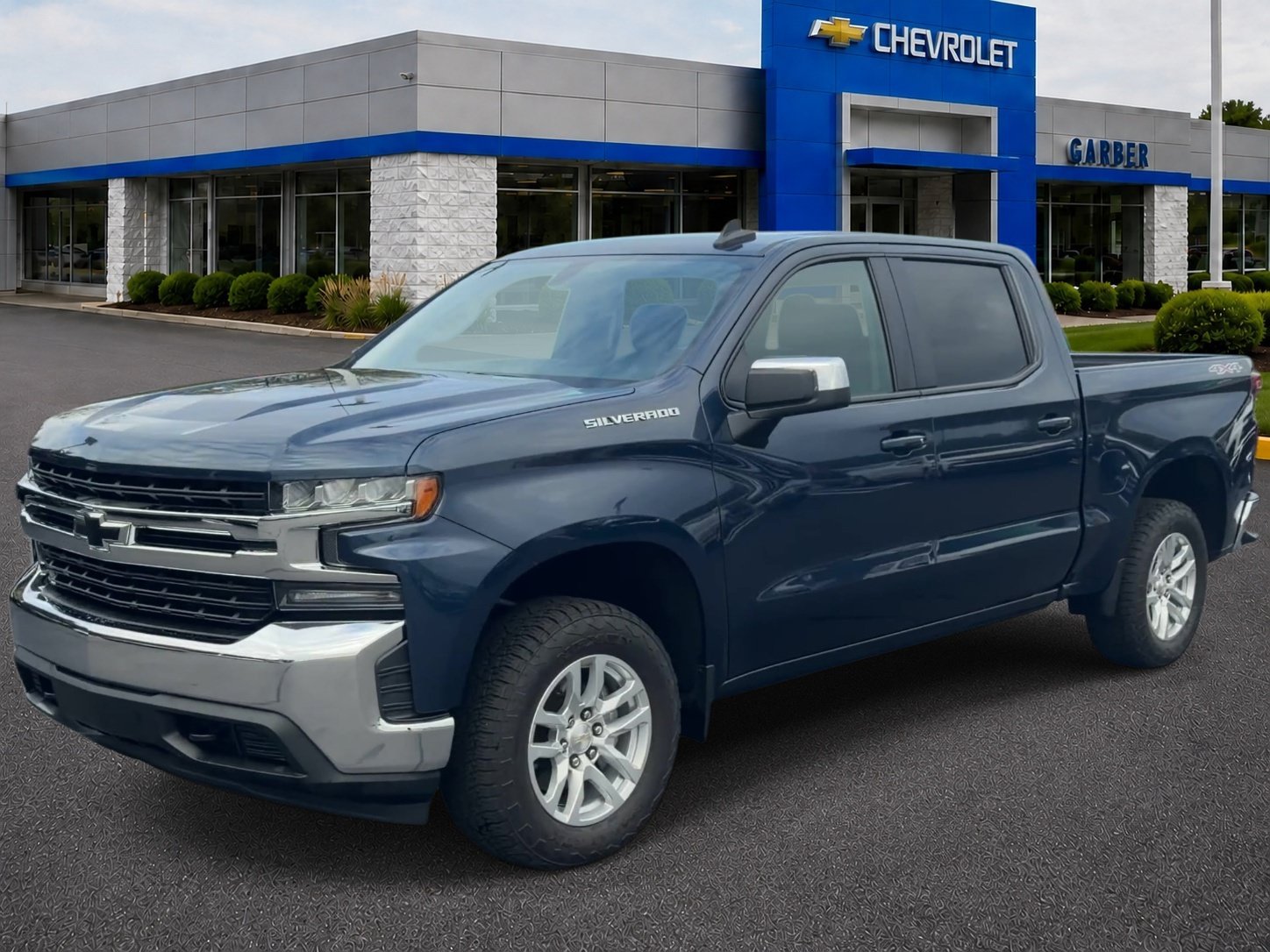 Used 2020 Chevrolet Silverado 1500 LT Truck Crew Cab
