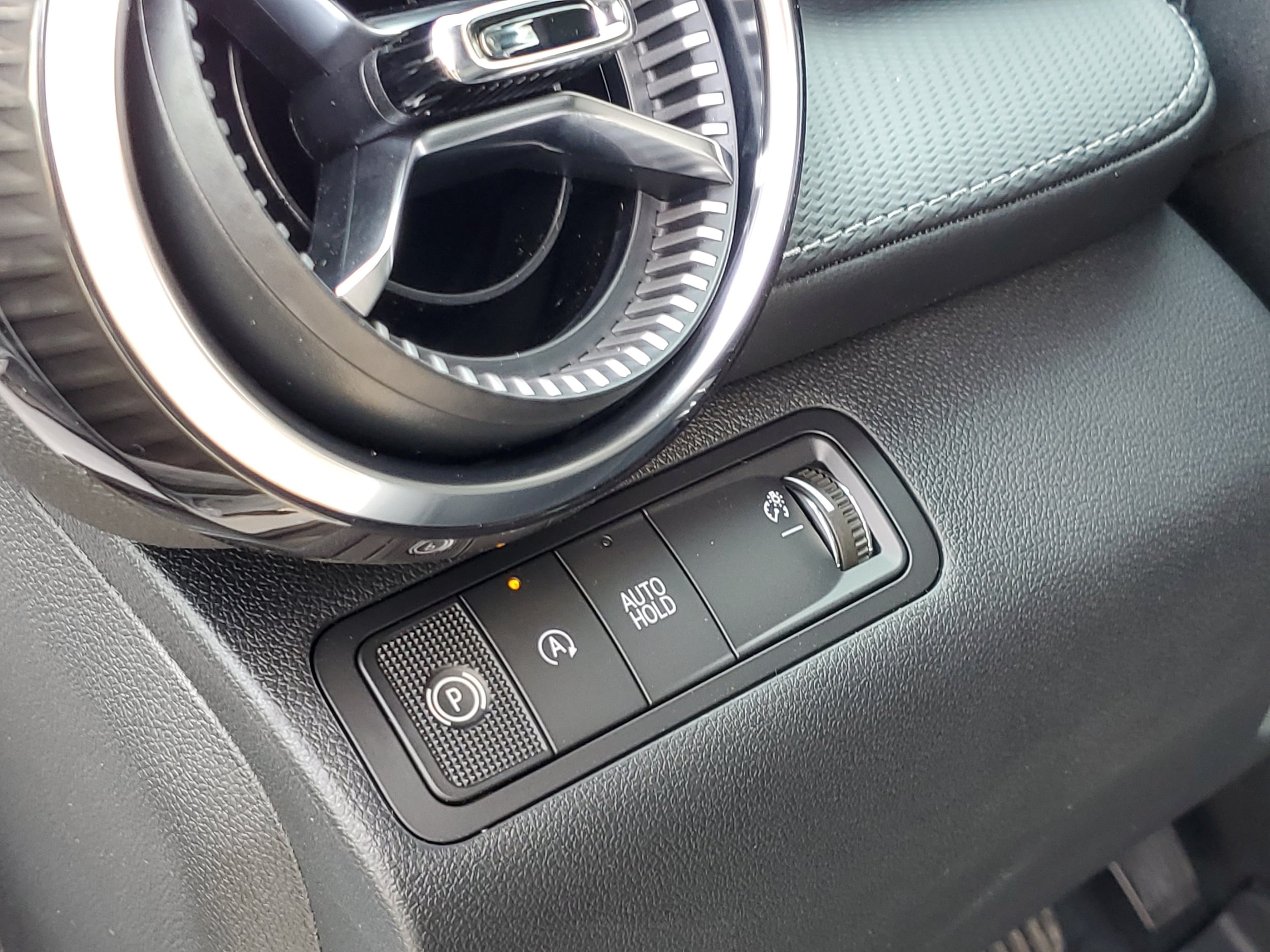 2027 Chevrolet Equinox LT - Photo 8