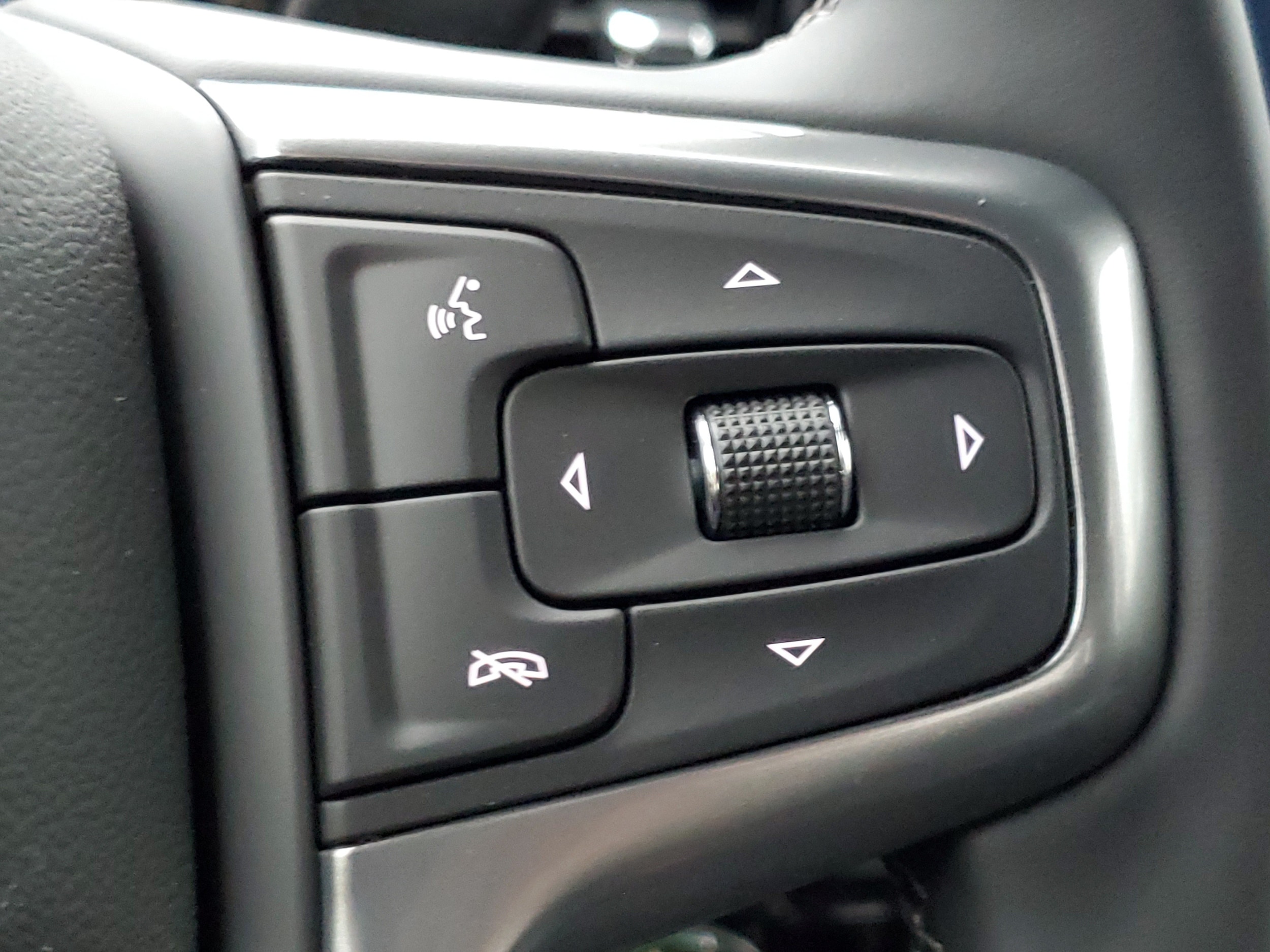 2026 Chevrolet Silverado 1500 LT - Photo 12