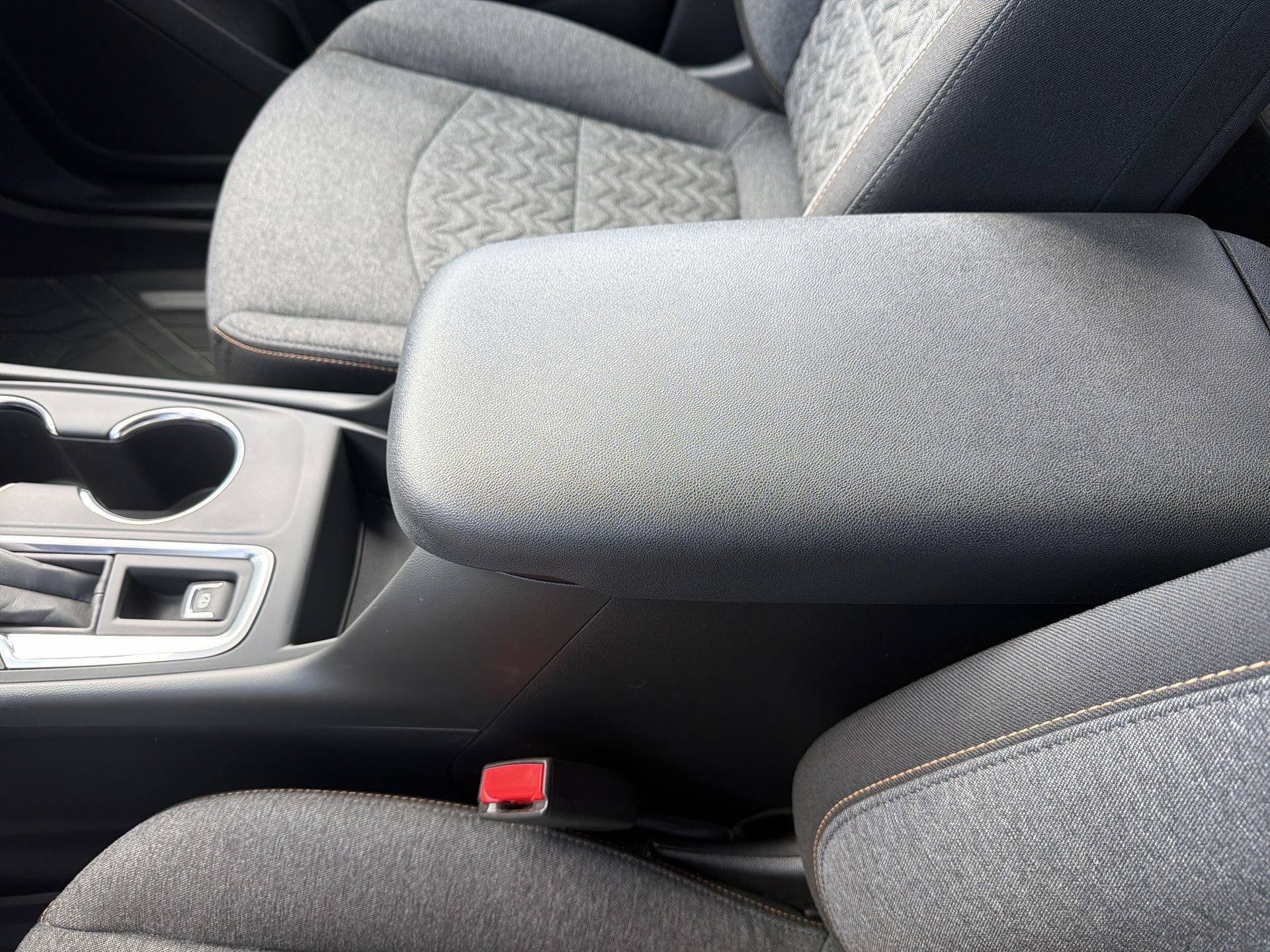 2022 Chevrolet Equinox LT - Photo 27