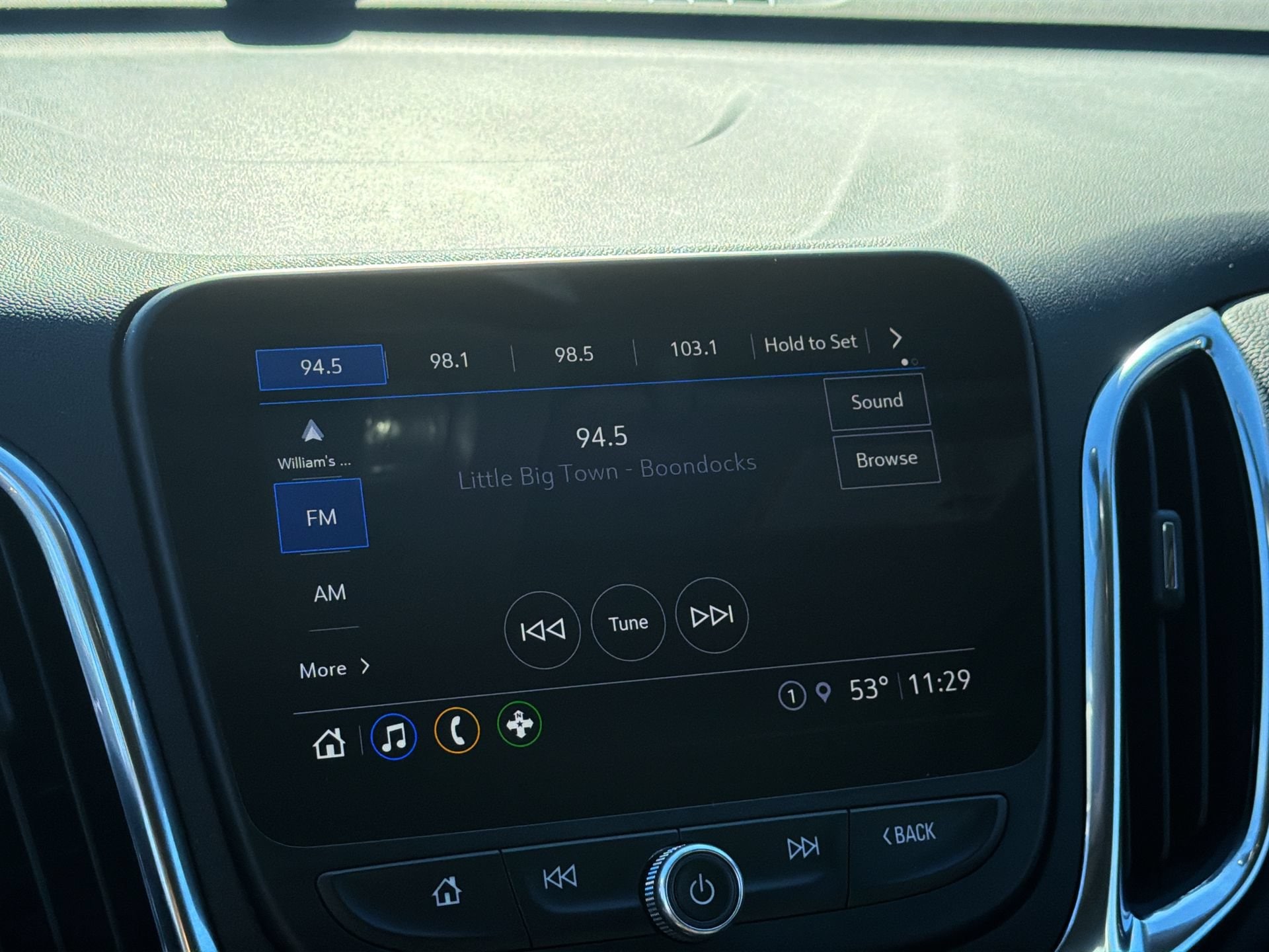 2024 Chevrolet Equinox LT - Photo 24