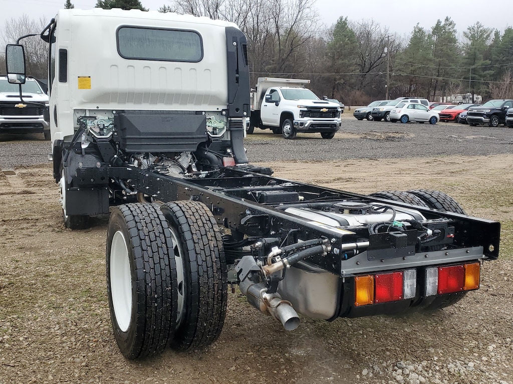 New 2026 Chevrolet Low Cab Forward 4500 HG 1WT Truck