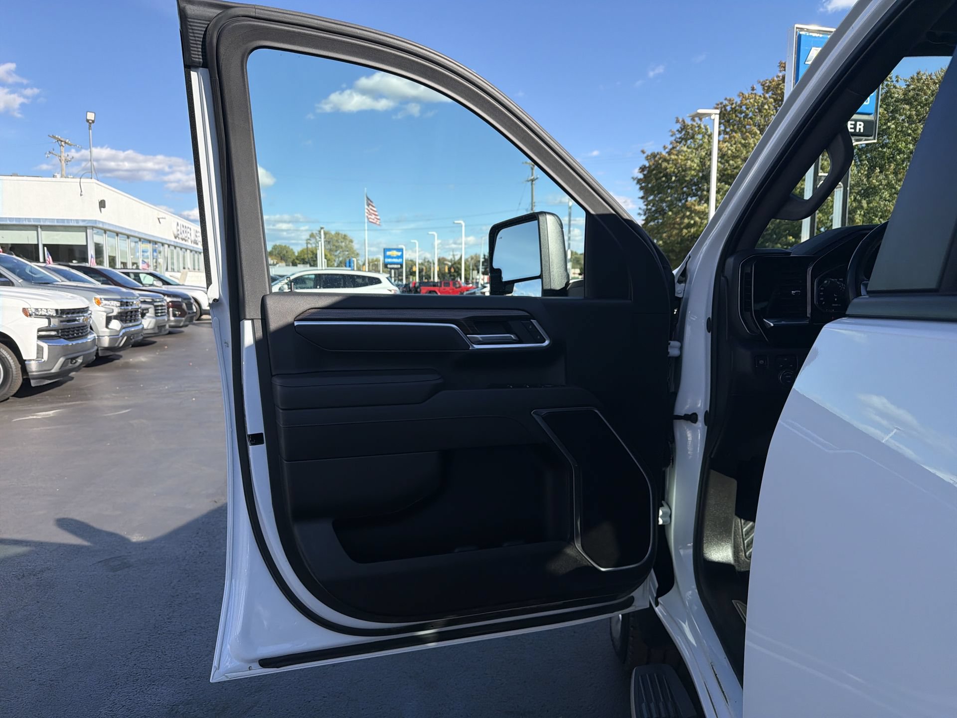 2025 Chevrolet Silverado 2500HD LT - Photo 11