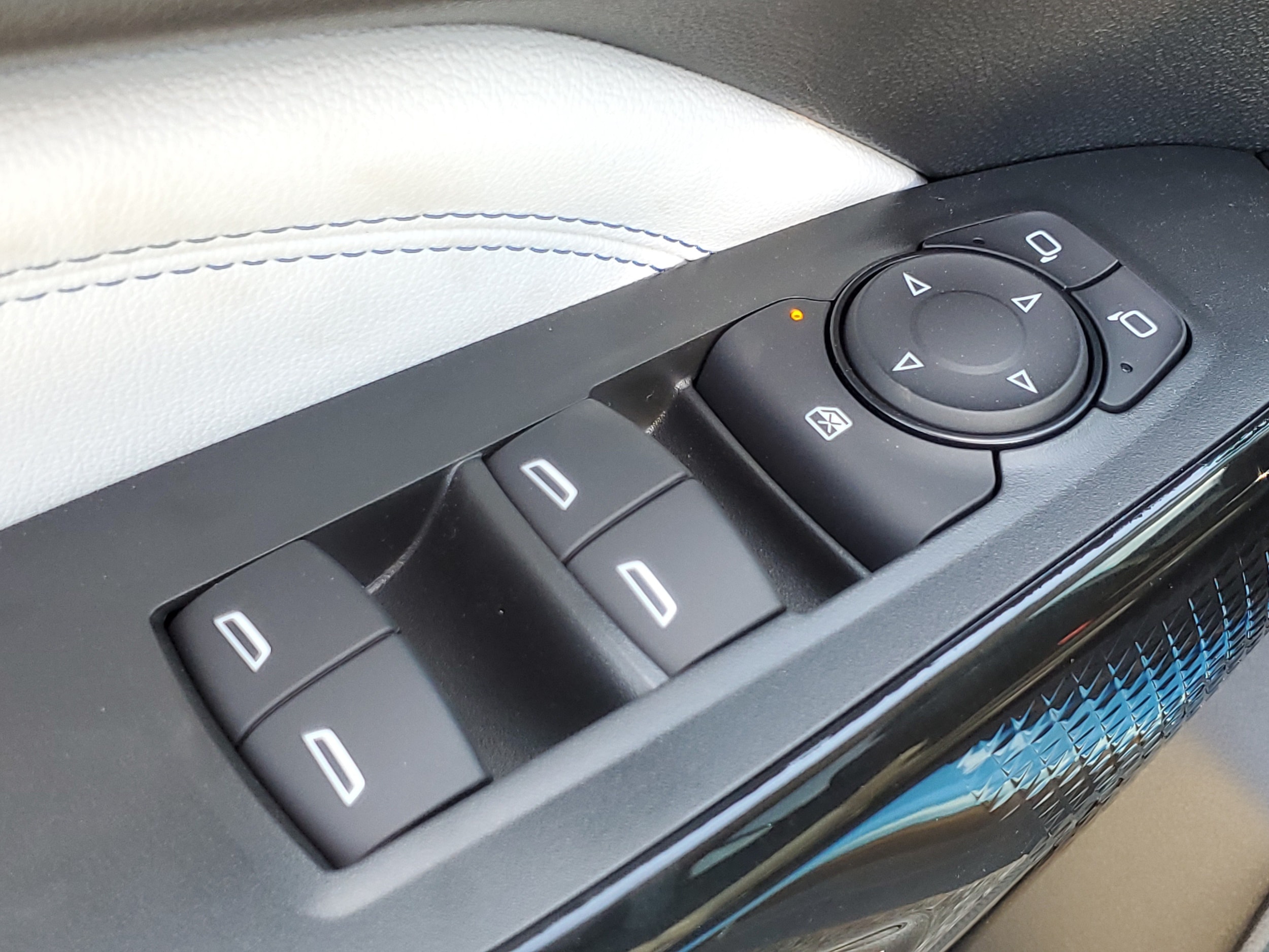 2026 Chevrolet Trax LT - Photo 22