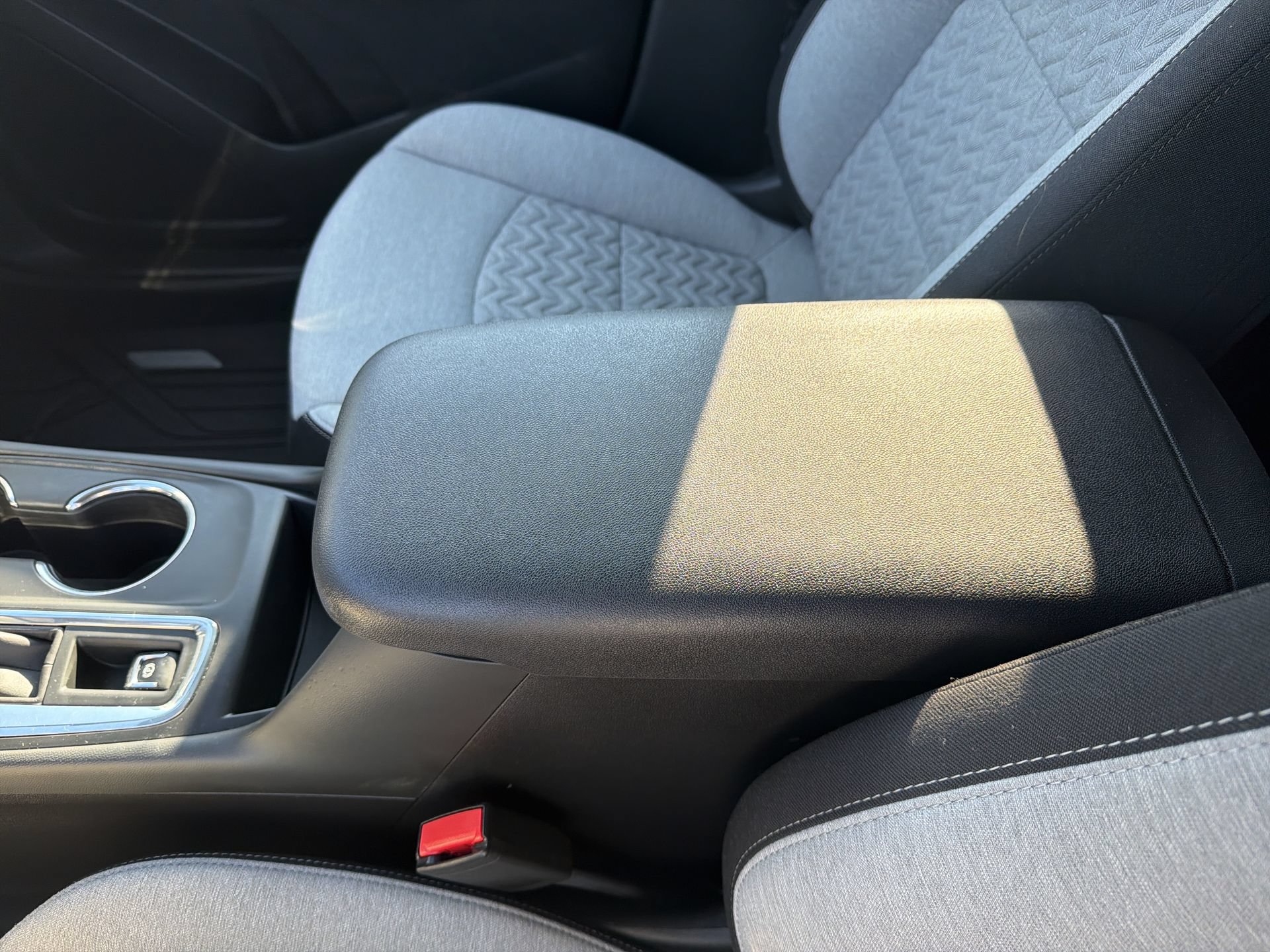 2023 Chevrolet Equinox LT - Photo 28