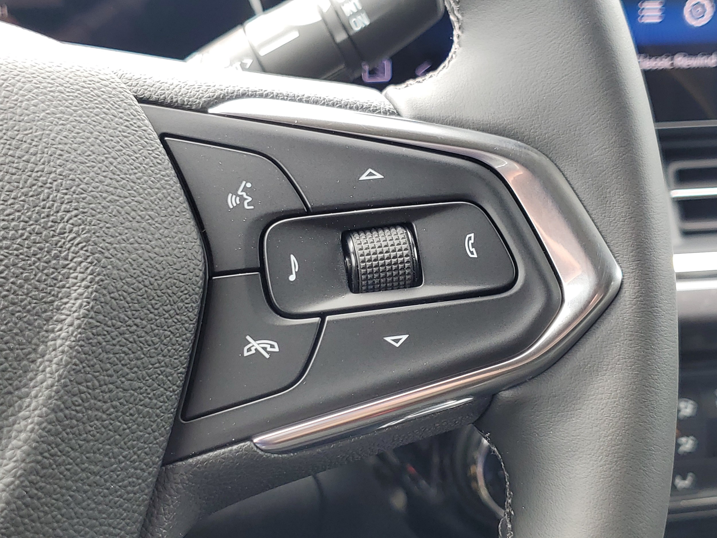 2026 Chevrolet Trax Activ - Photo 13