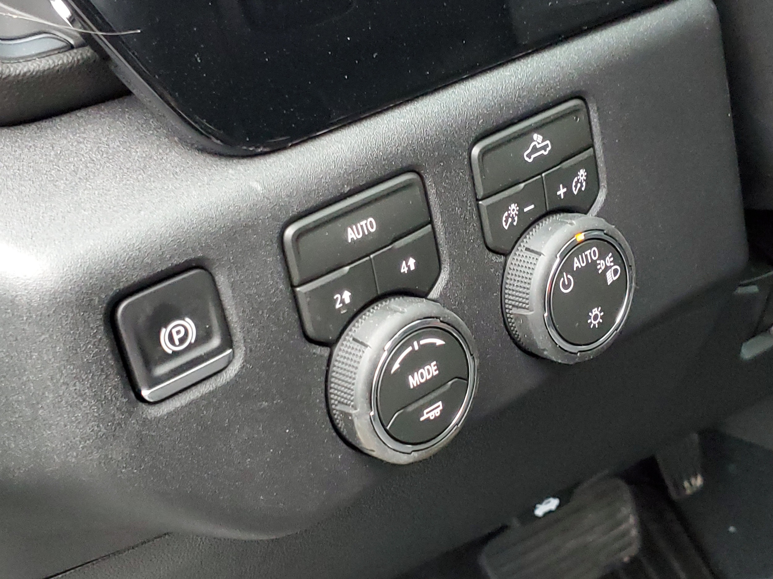 2026 Chevrolet Silverado 1500 LT - Photo 8
