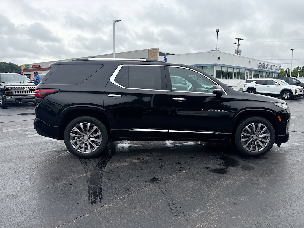 Used 2023 Chevrolet Traverse Premier SUV