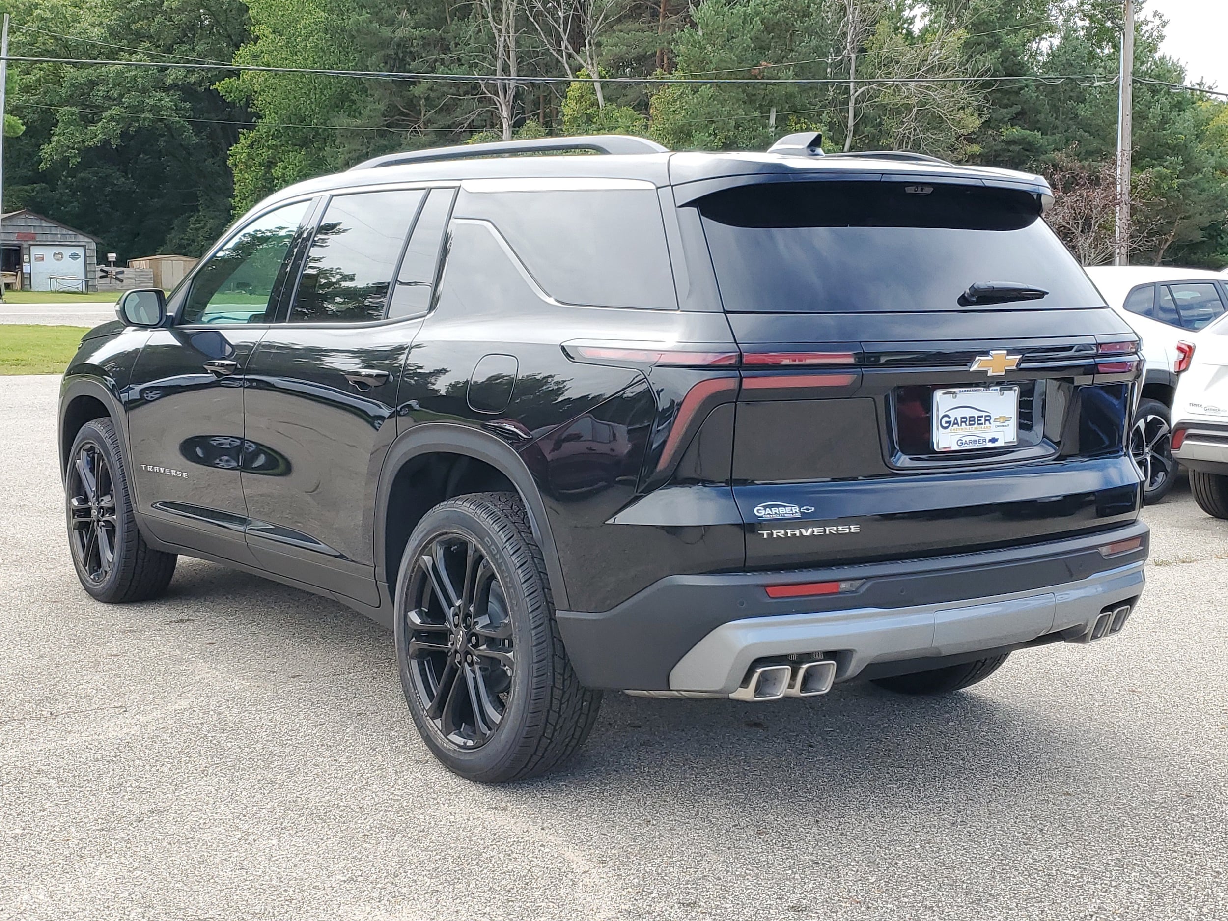 2027 Chevrolet Traverse LT - Photo 3