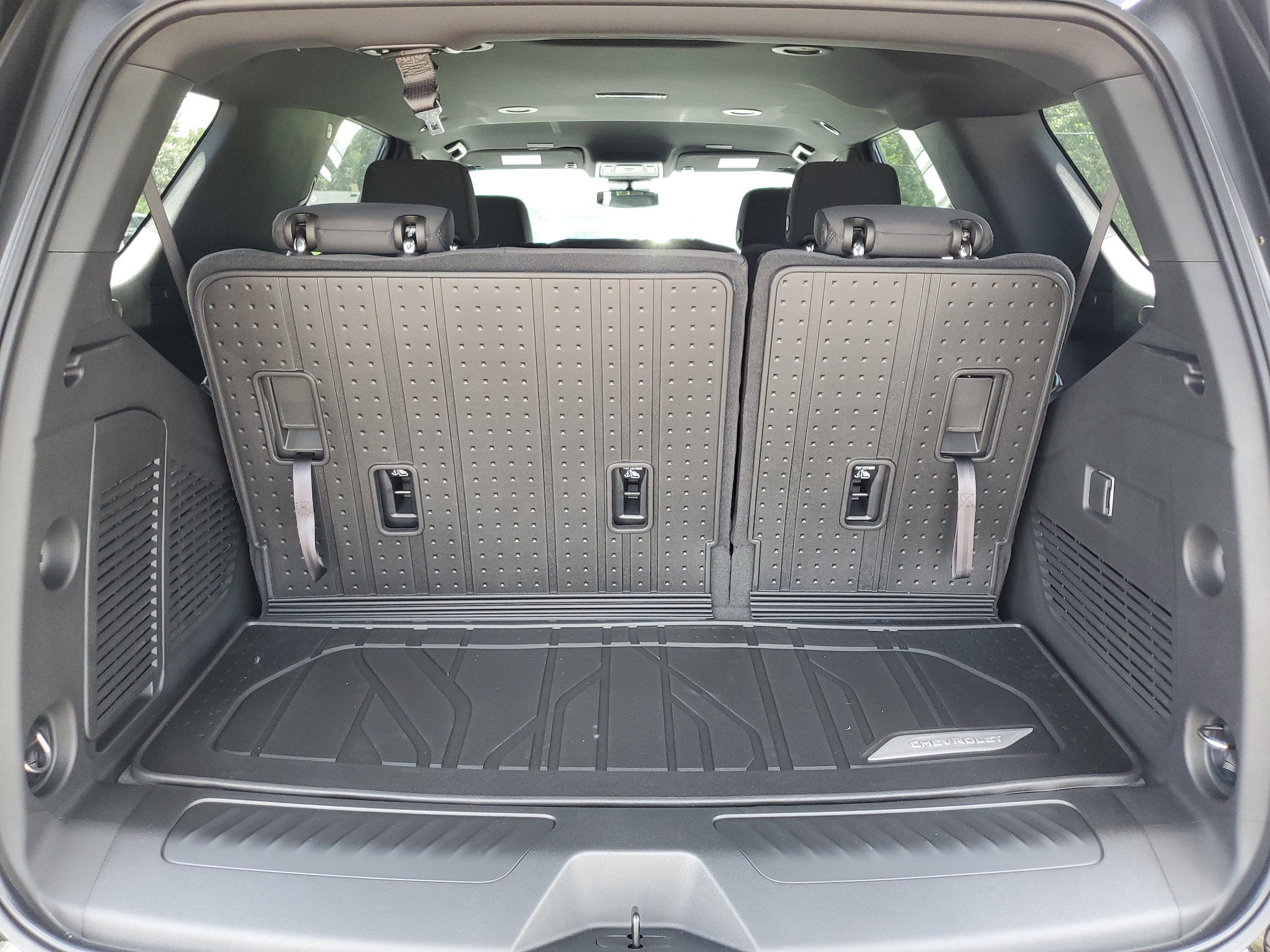 2026 Chevrolet Tahoe LS - Photo 29