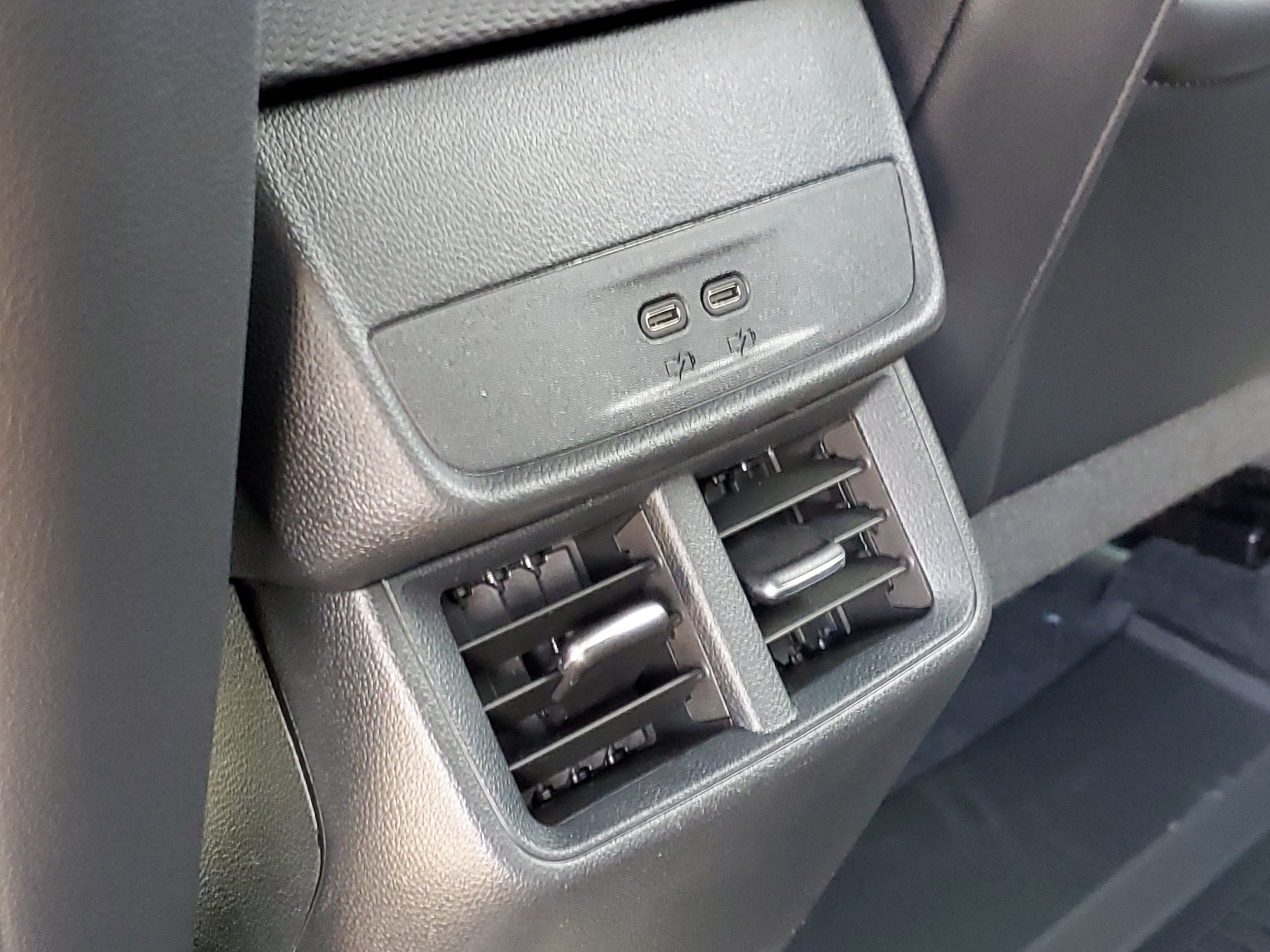 2027 Chevrolet Equinox LT - Photo 28