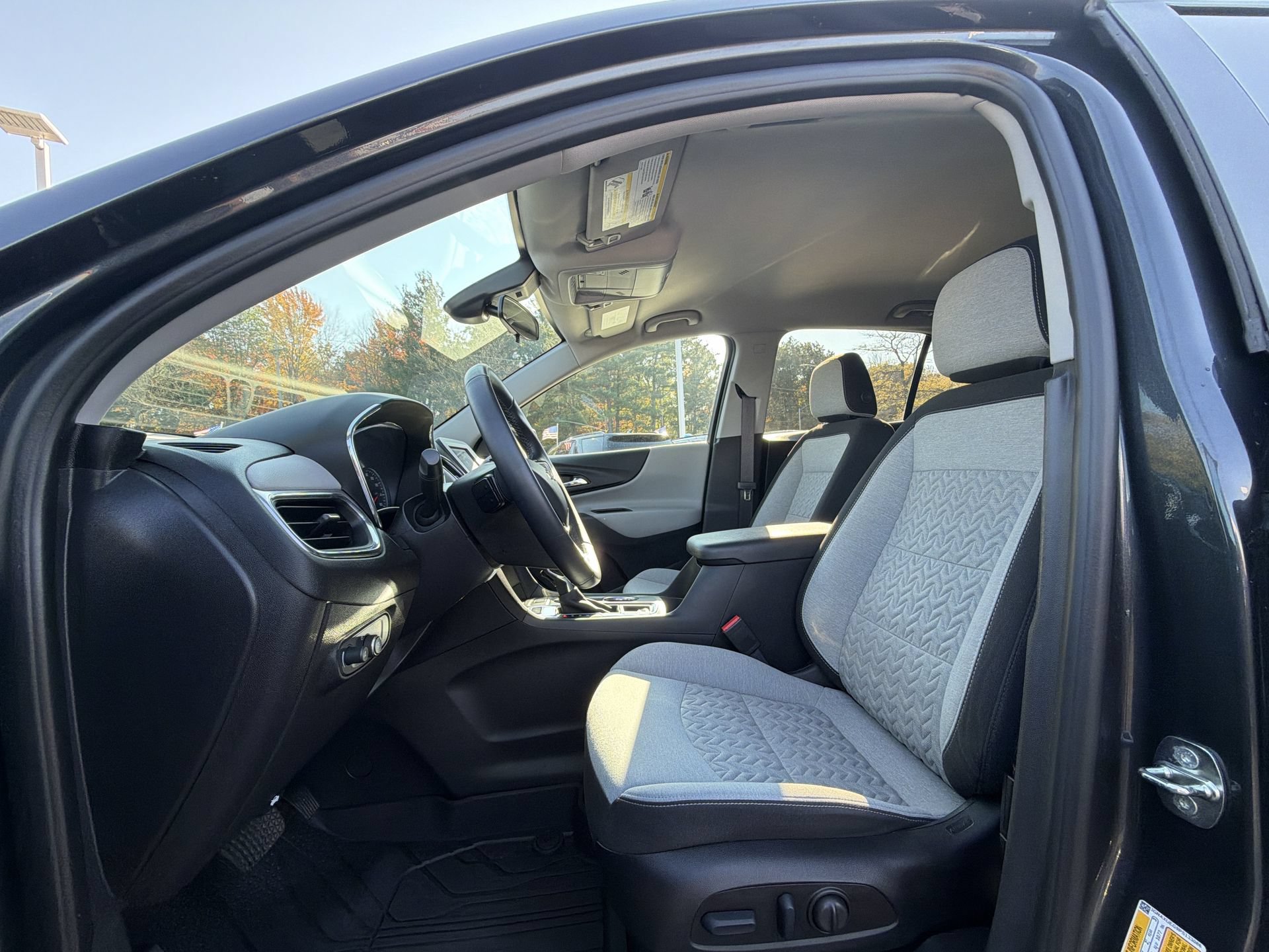 2023 Chevrolet Equinox LT - Photo 14