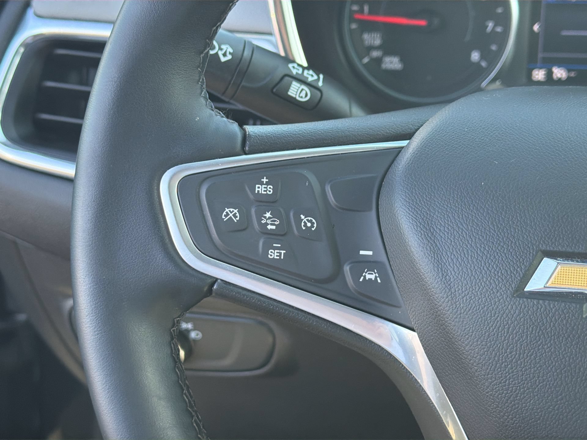 2023 Chevrolet Equinox LT - Photo 22
