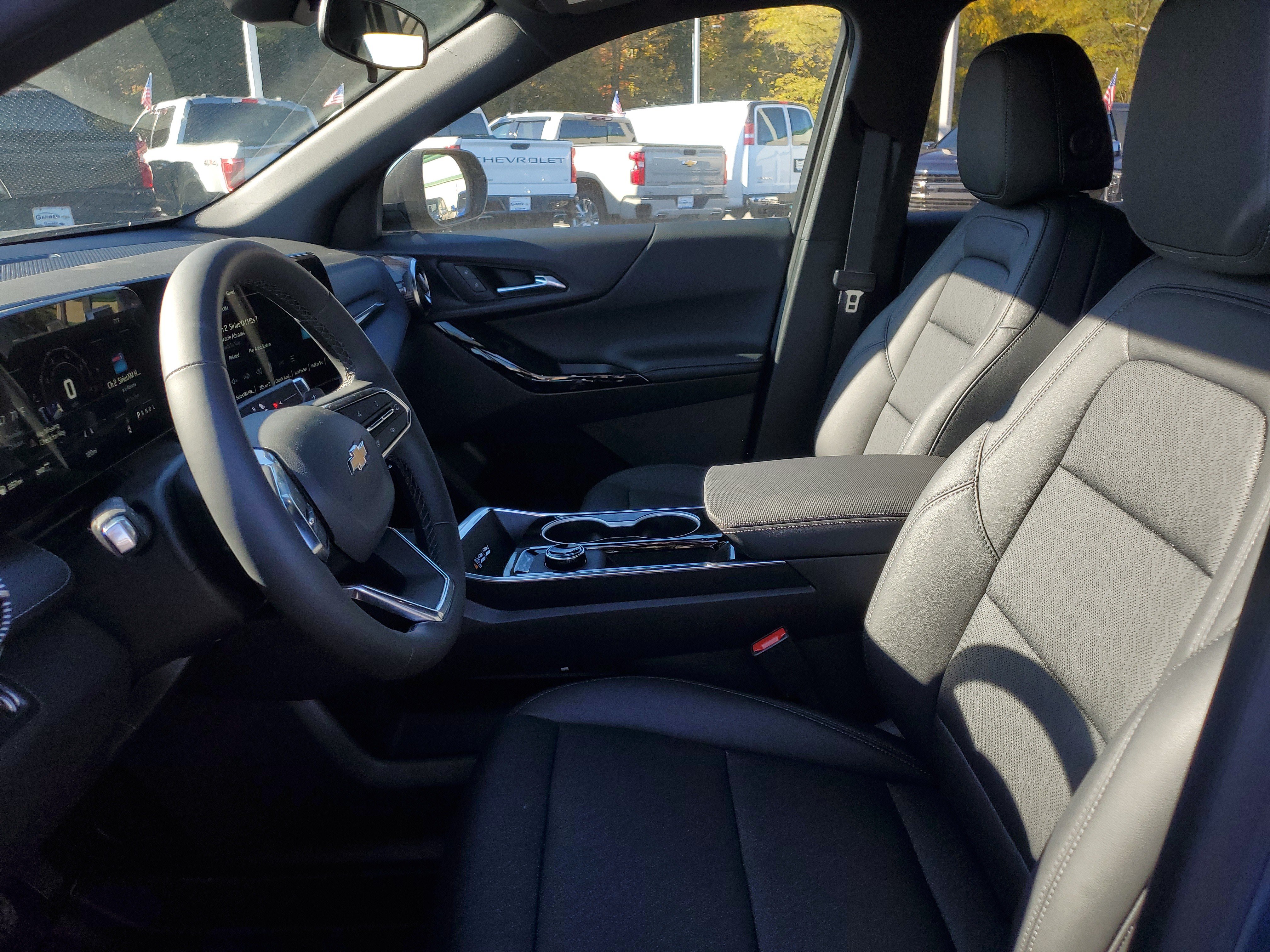 New 2027 Chevrolet Equinox LT SUV