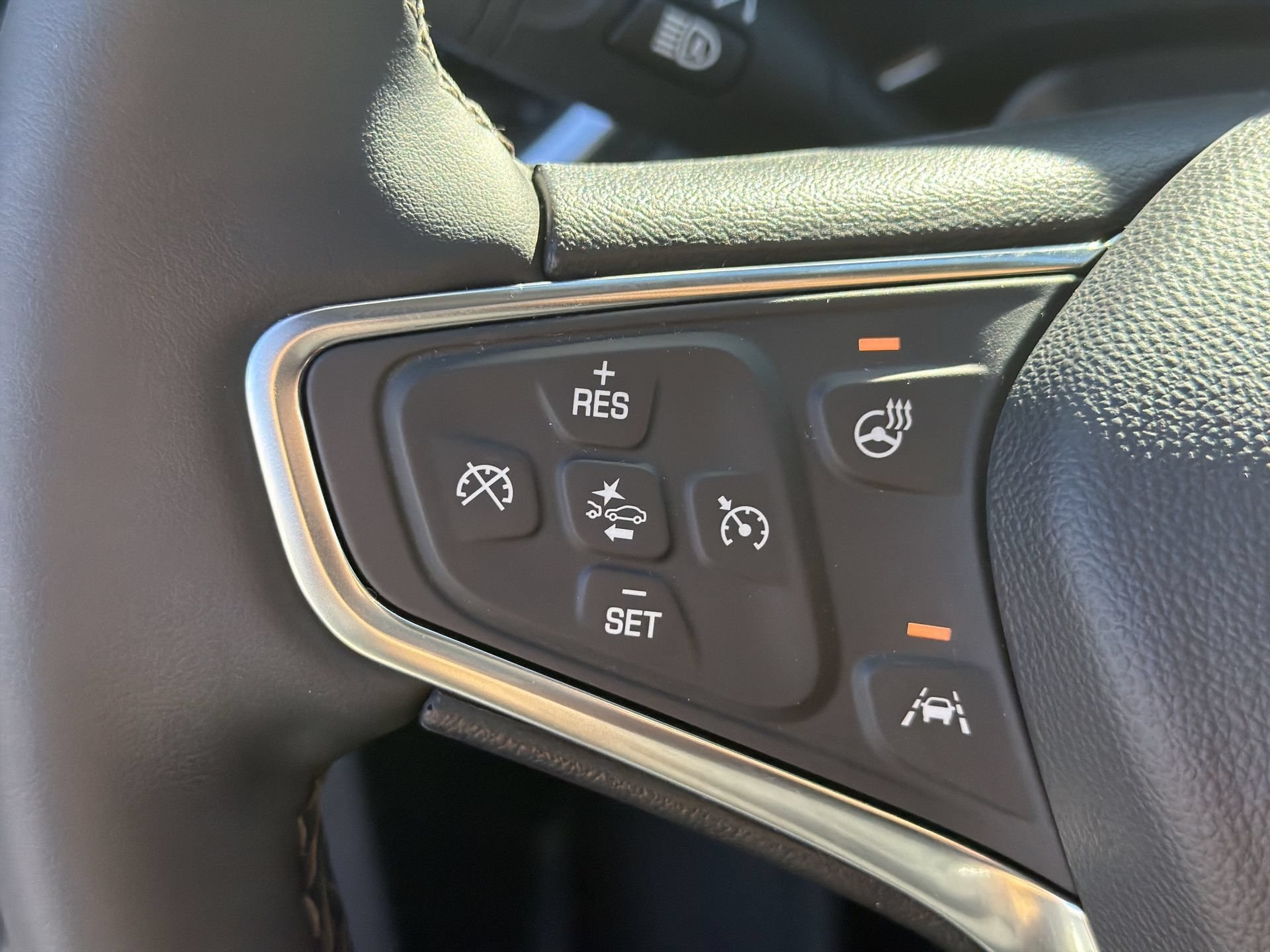 2024 Chevrolet Equinox LT - Photo 22