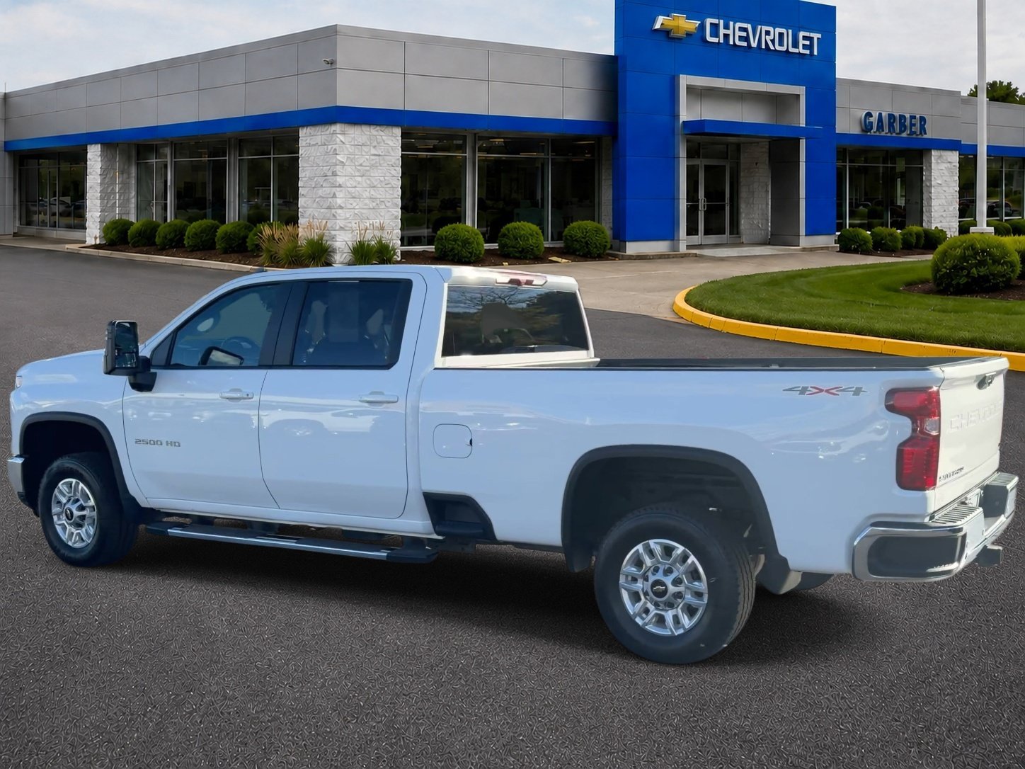 2025 Chevrolet Silverado 2500HD LT - Photo 6