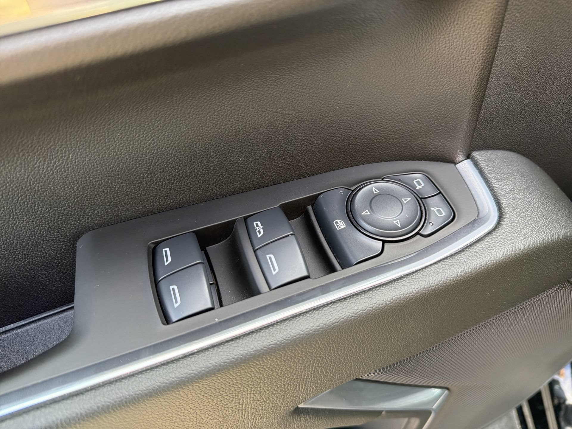 2025 GMC Sierra 1500 Elevation - Photo 12
