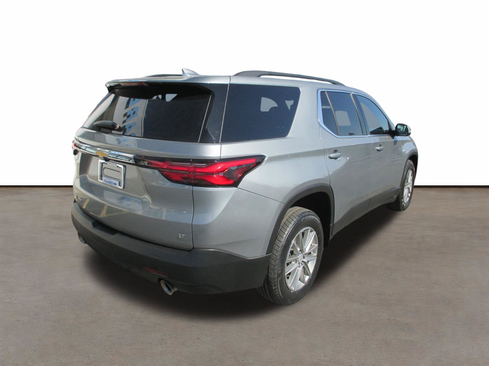Used 2023 Chevrolet Traverse LT Cloth SUV