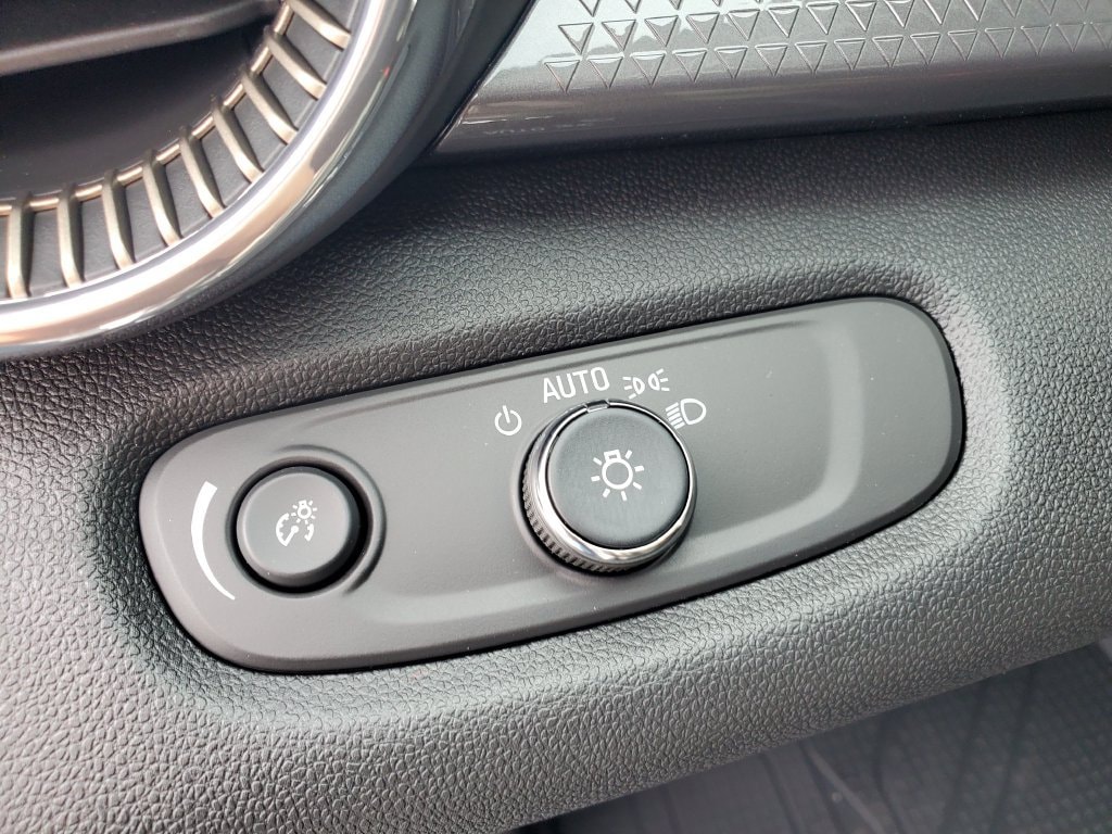 2026 Chevrolet Trax Activ - Photo 8