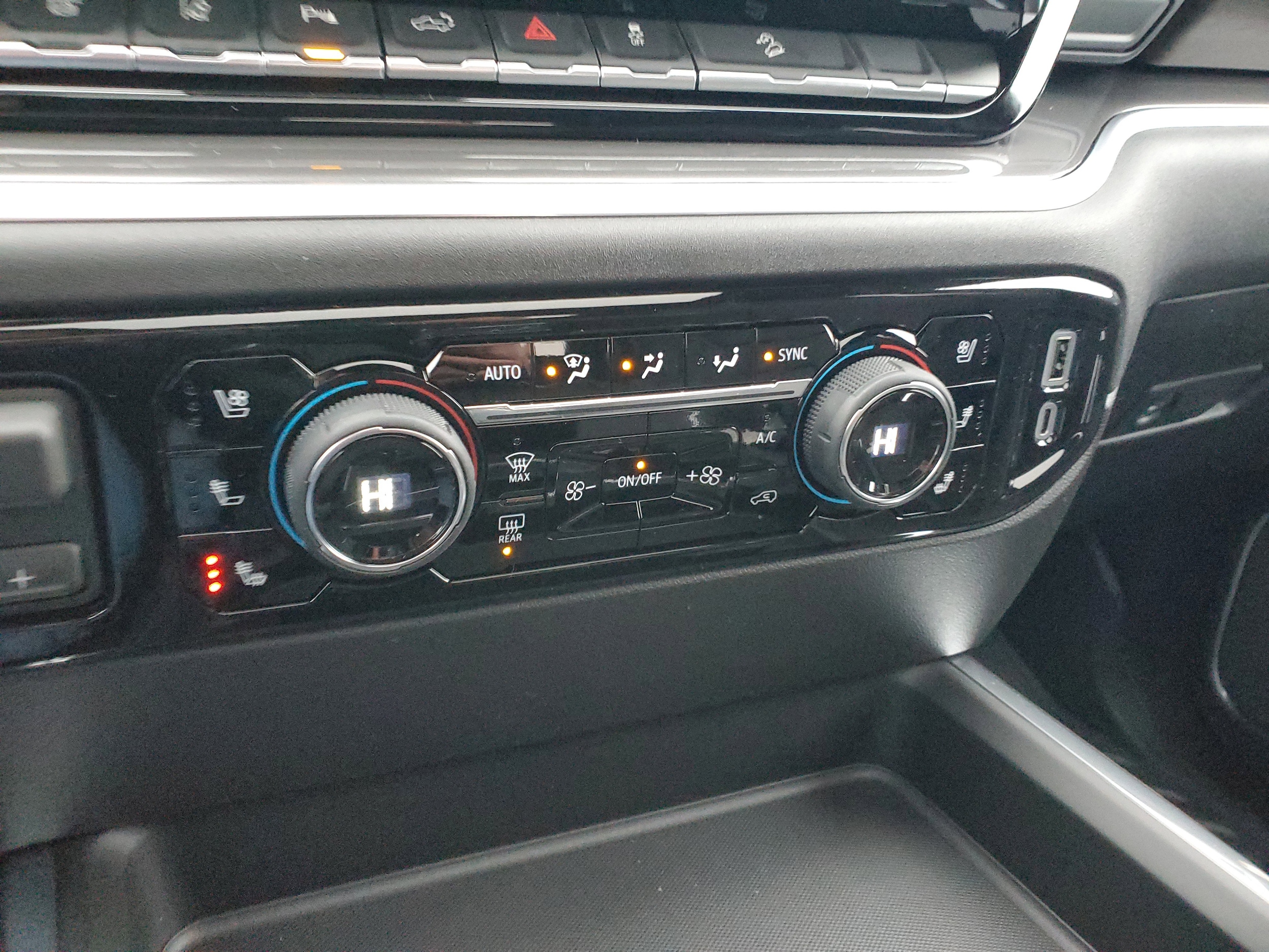 2026 Chevrolet Silverado 2500 HD High Country - Photo 24