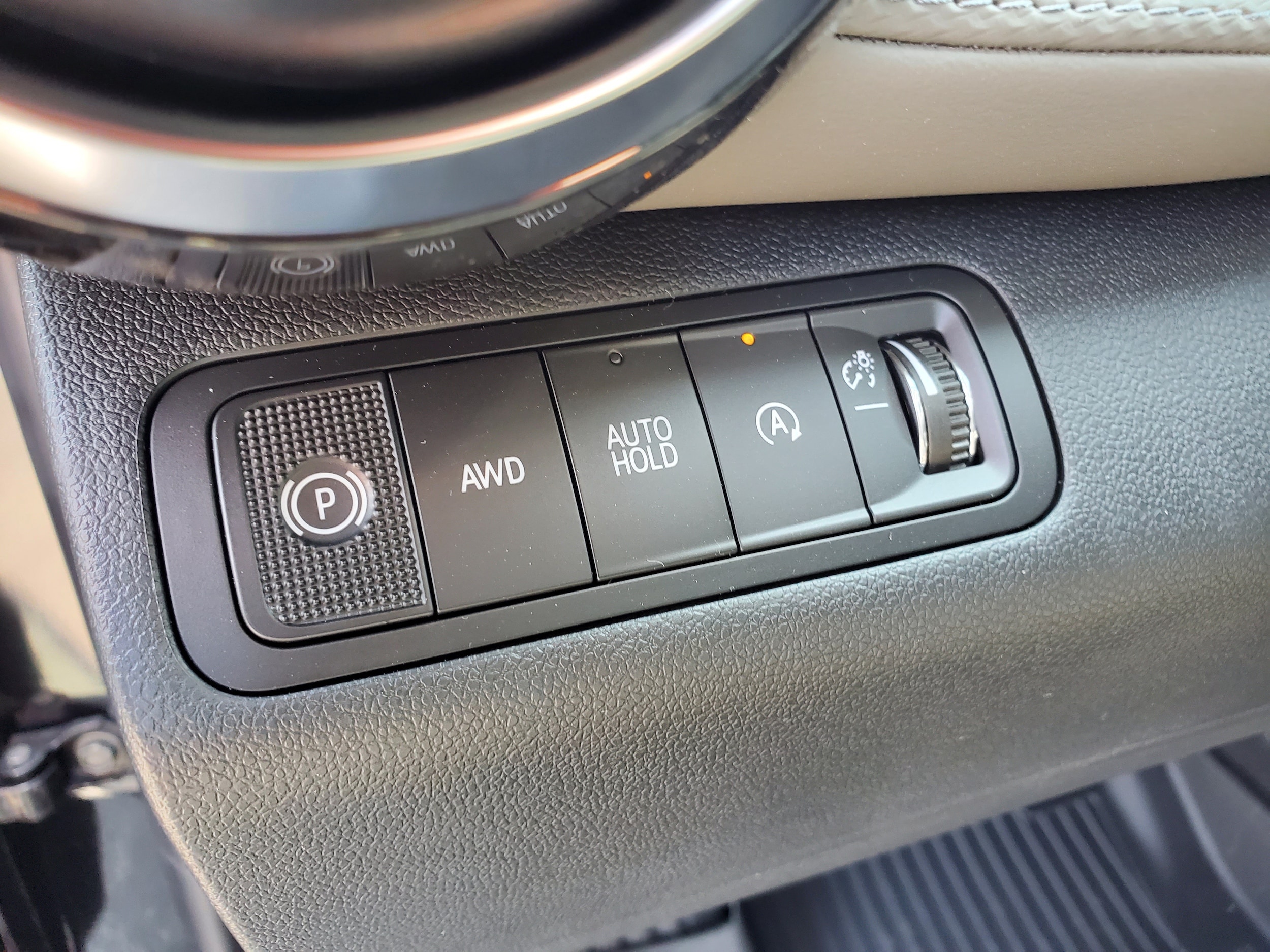 2027 Chevrolet Equinox LT - Photo 8