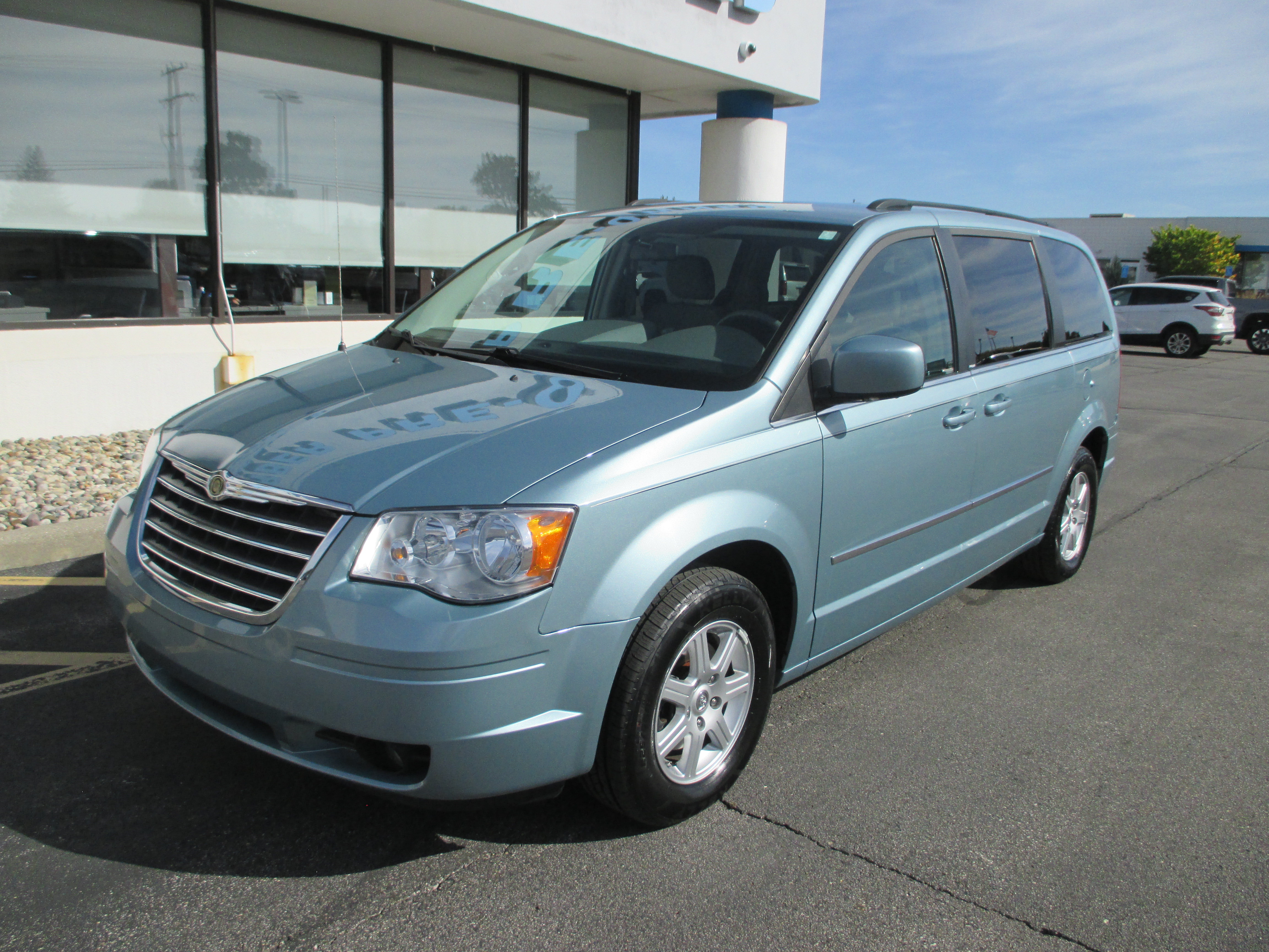2010 Chrysler Town & Country Touring