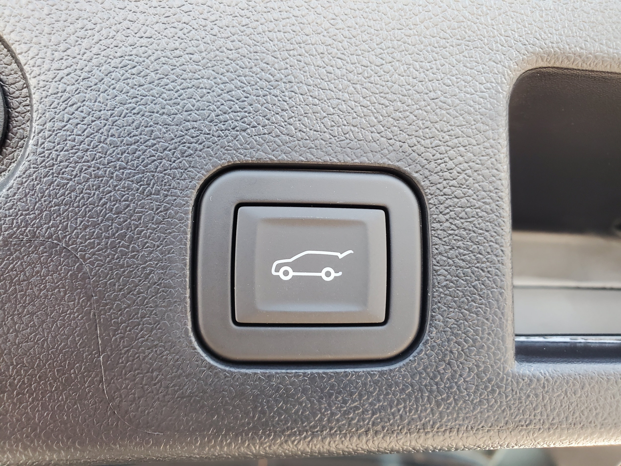 2027 Chevrolet Equinox LT - Photo 28