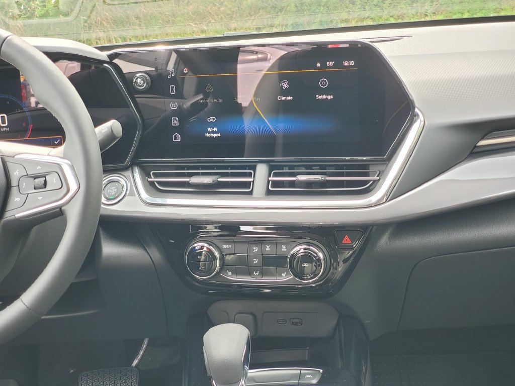 2026 Chevrolet Trax Activ - Photo 25