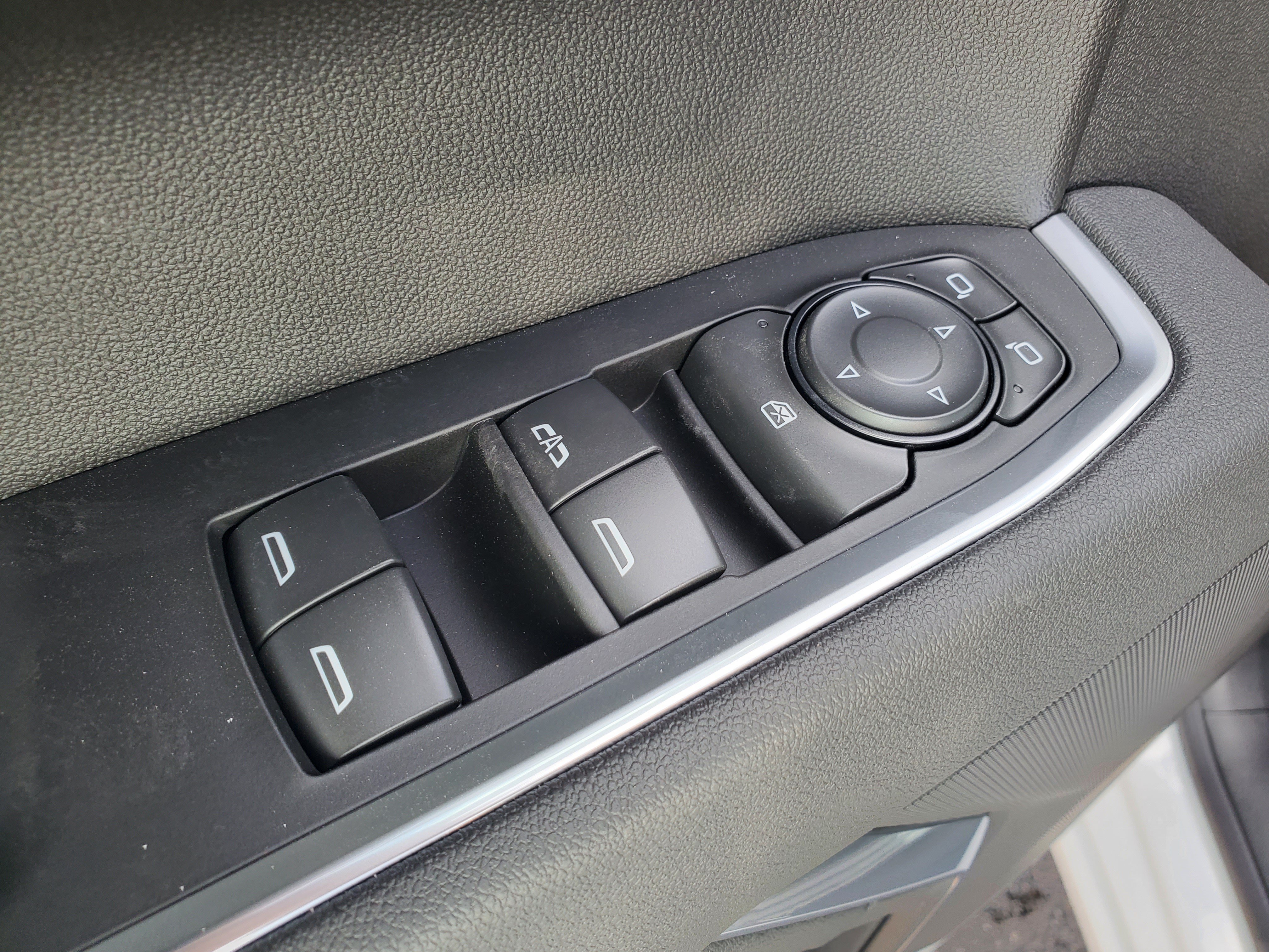2026 Chevrolet Silverado 1500 LT - Photo 23