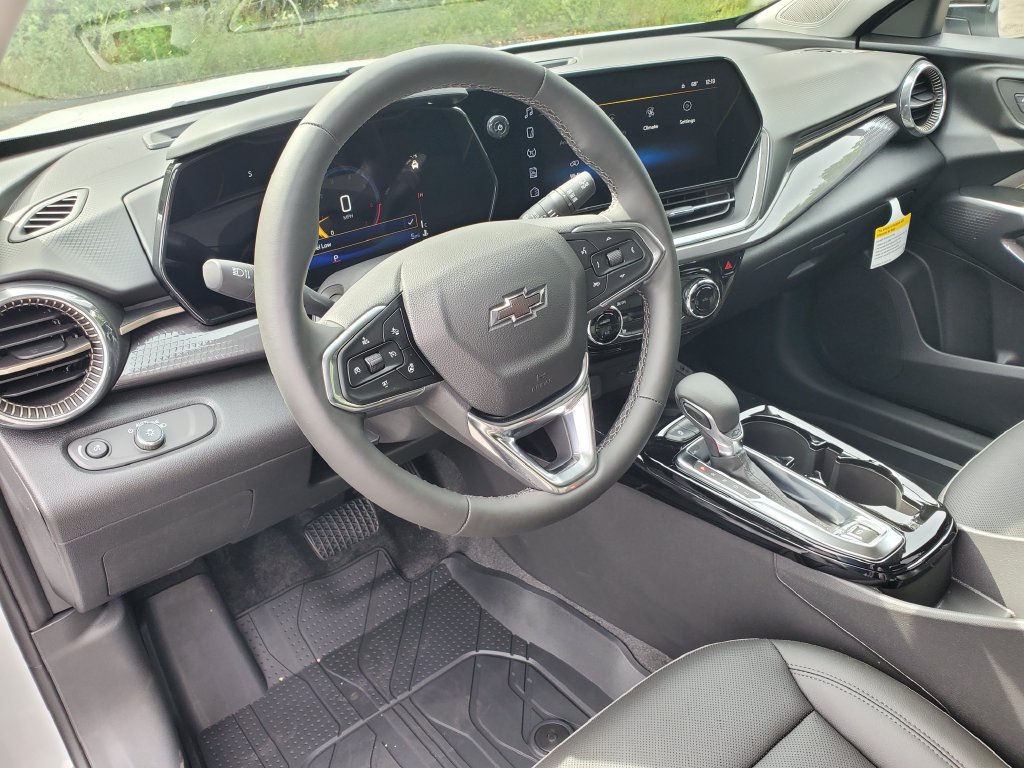 2026 Chevrolet Trax Activ - Photo 7