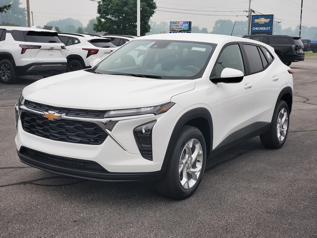 New 2026 Chevrolet Trax LS SUV
