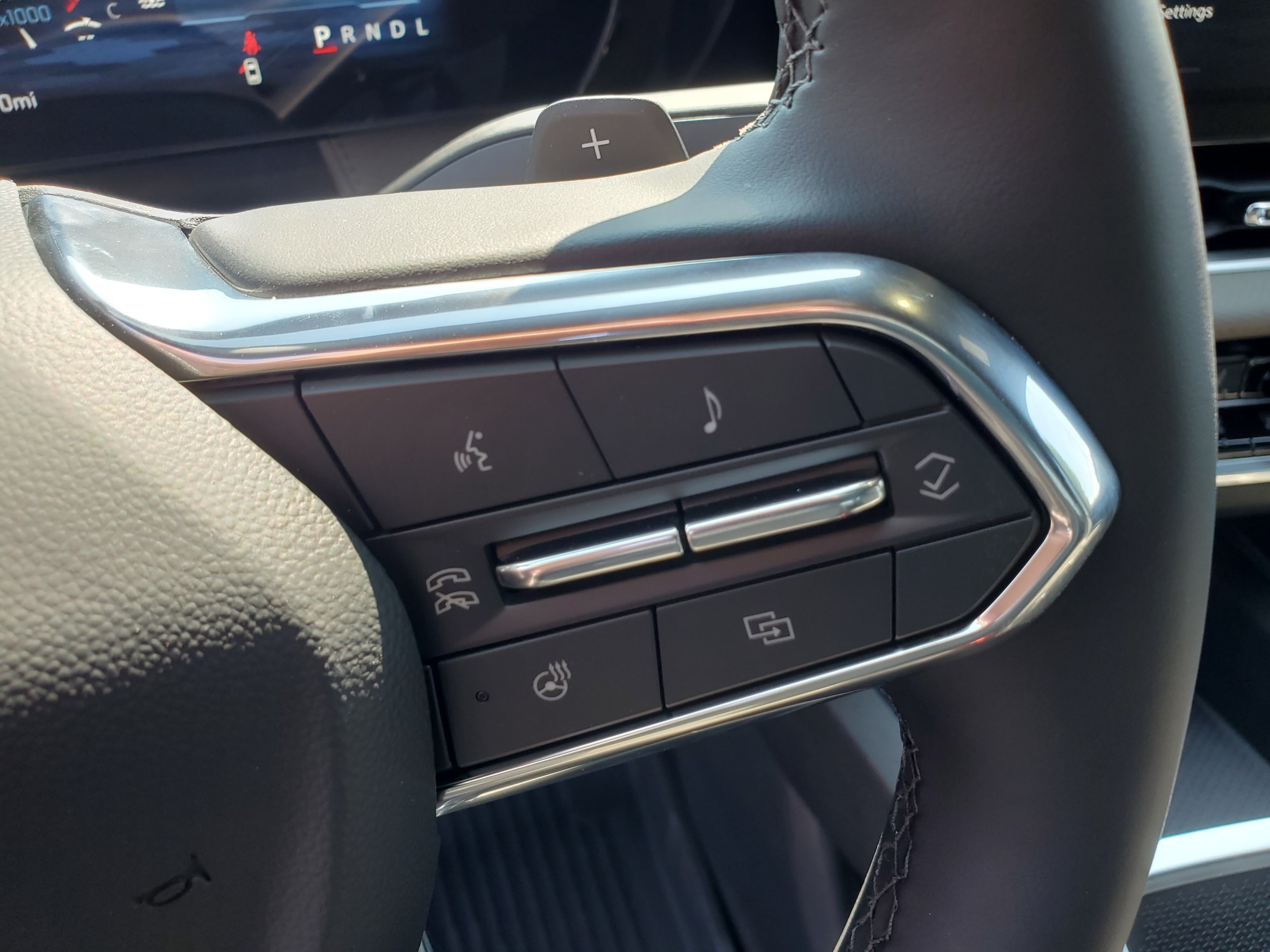 2027 Chevrolet Equinox LT - Photo 10