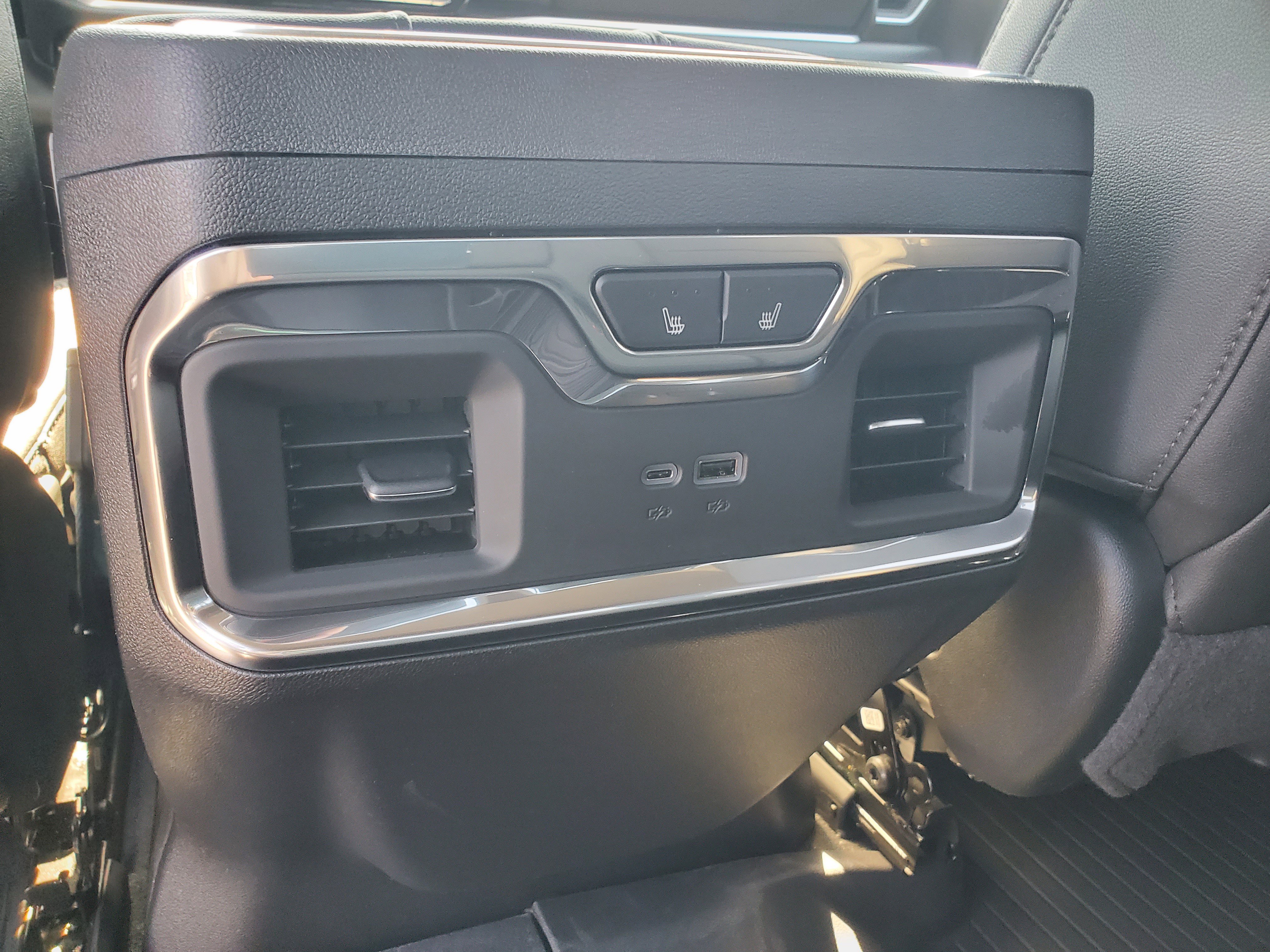 2026 Chevrolet Silverado 2500 HD LTZ - Photo 33