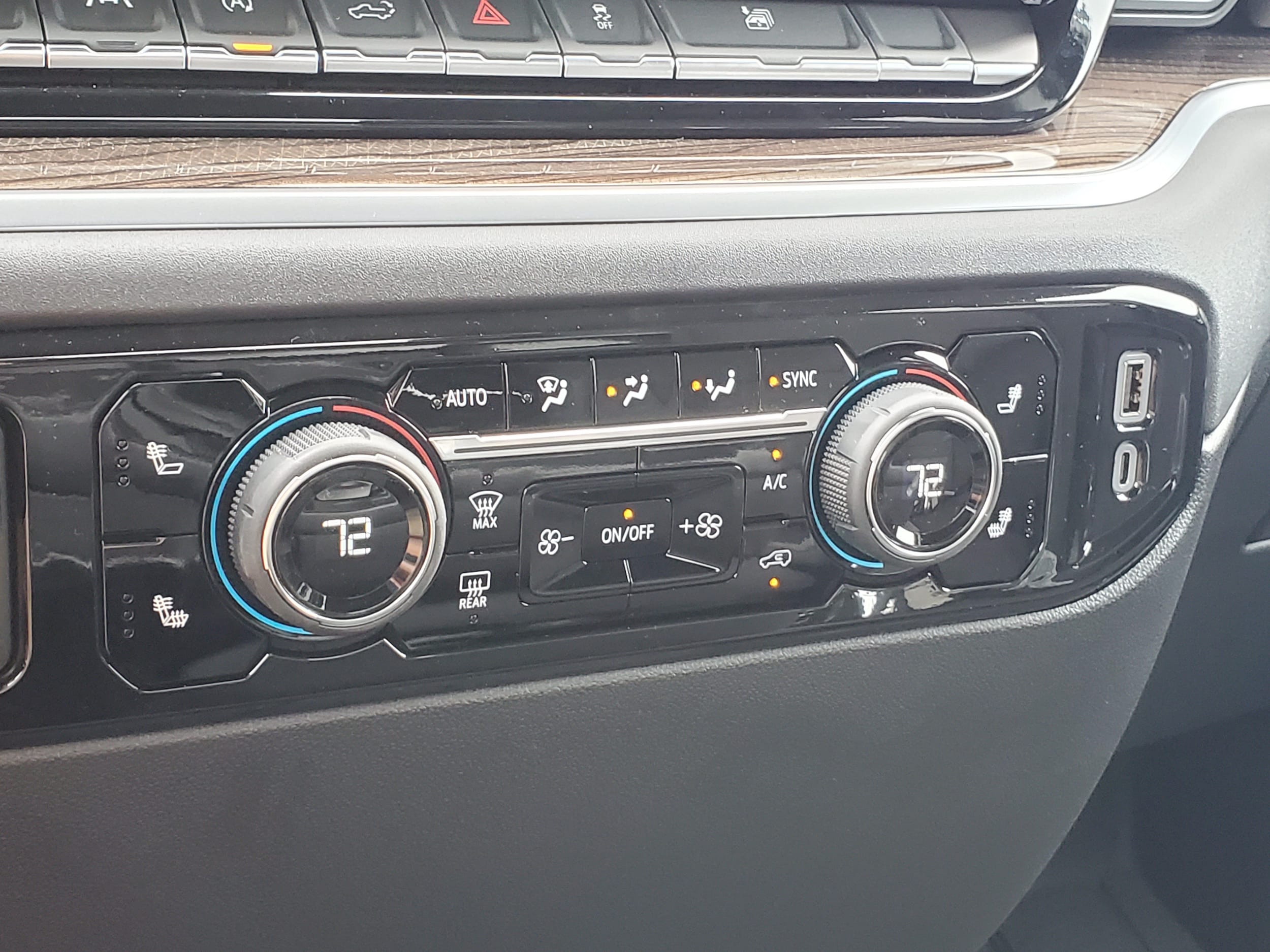 2026 Chevrolet Silverado 1500 RST - Photo 17