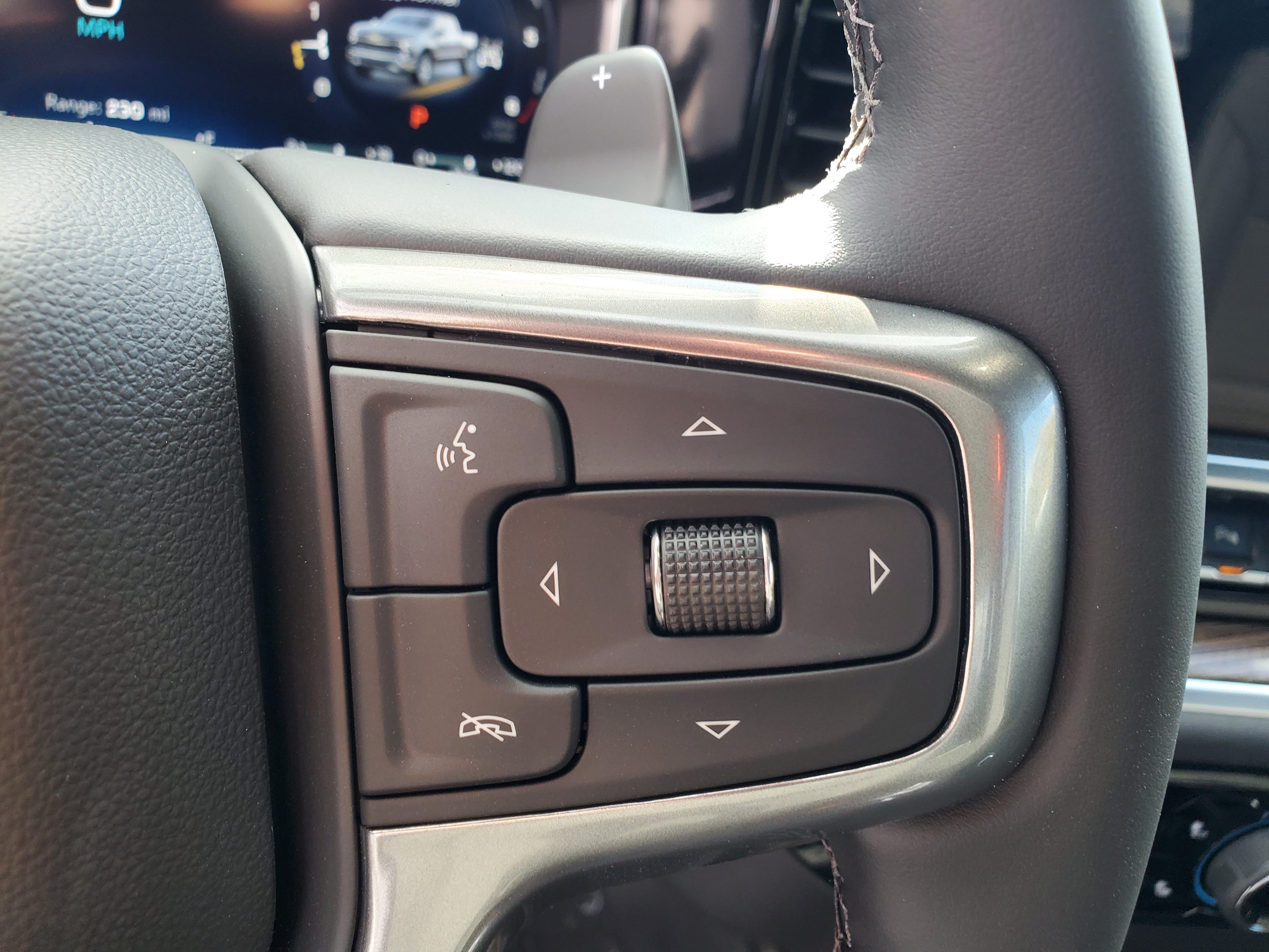 2026 Chevrolet Silverado 1500 LT - Photo 10