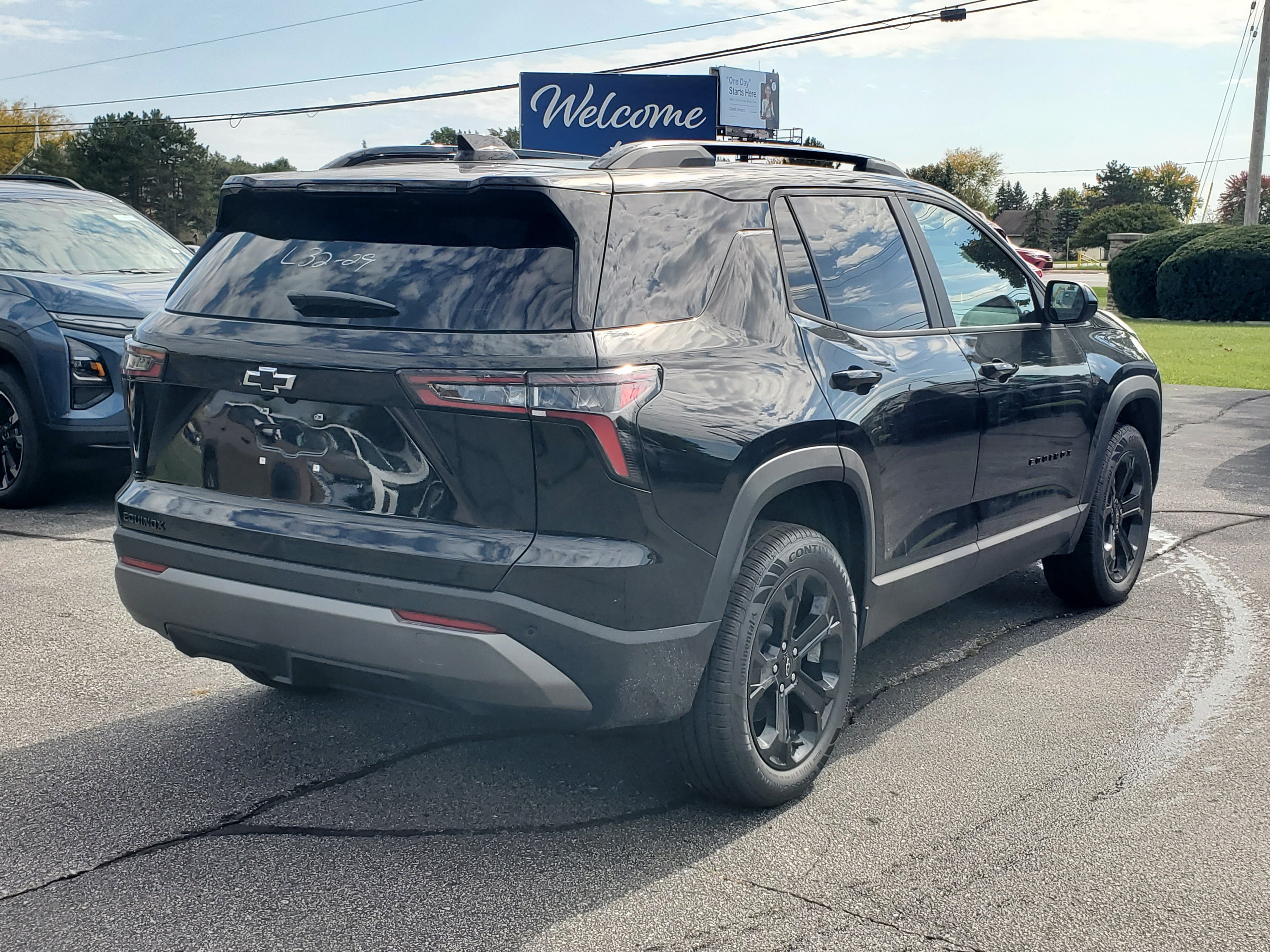 New 2027 Chevrolet Equinox LT SUV