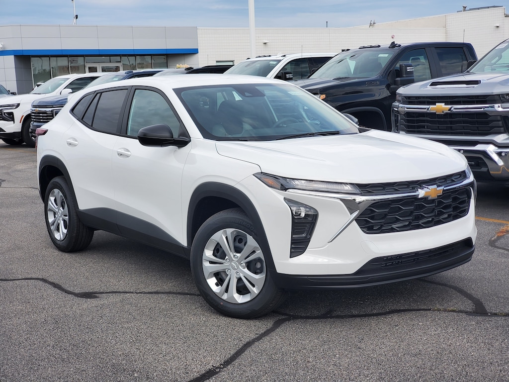 New 2026 Chevrolet Trax LS SUV