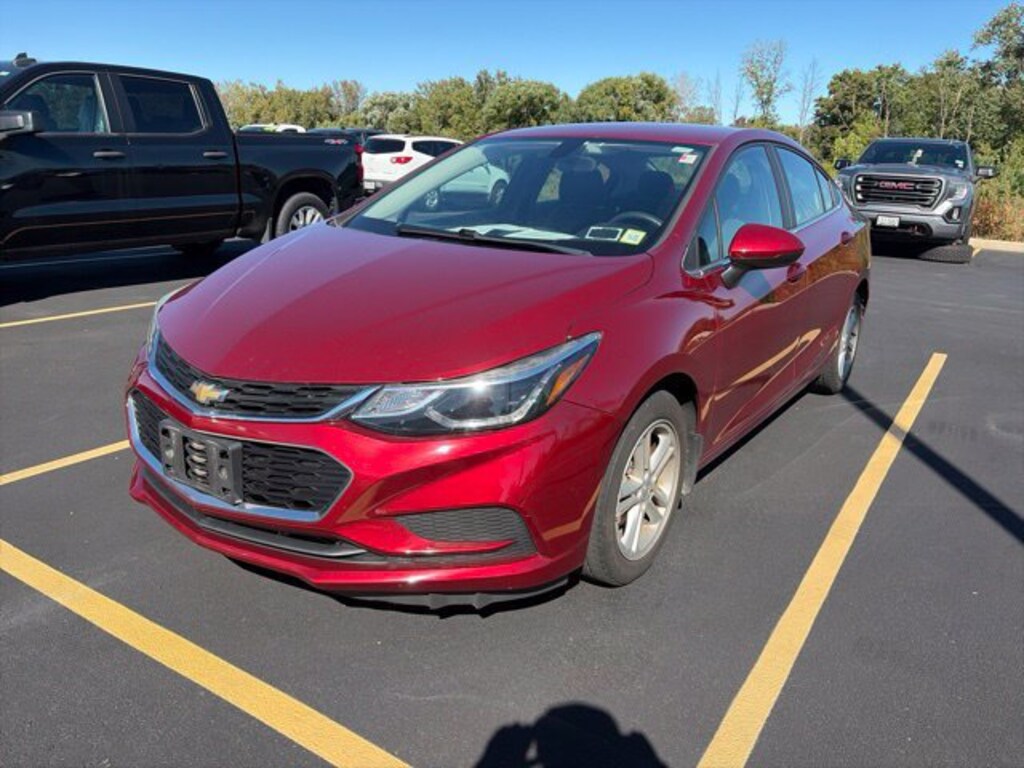 Used 2018 Chevrolet Cruze LT Car