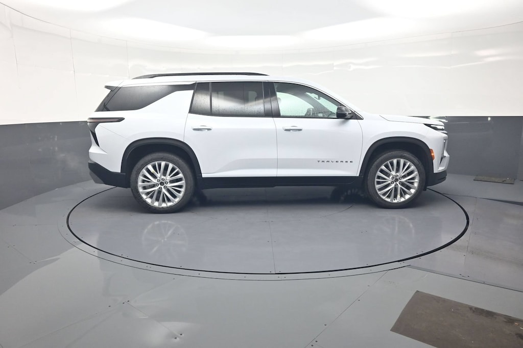 New 2027 Chevrolet Traverse LT SUV
