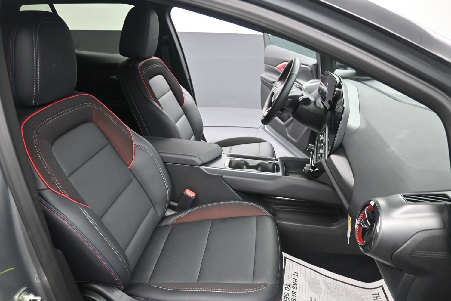 2026 Chevrolet Equinox EV RS - Photo 43