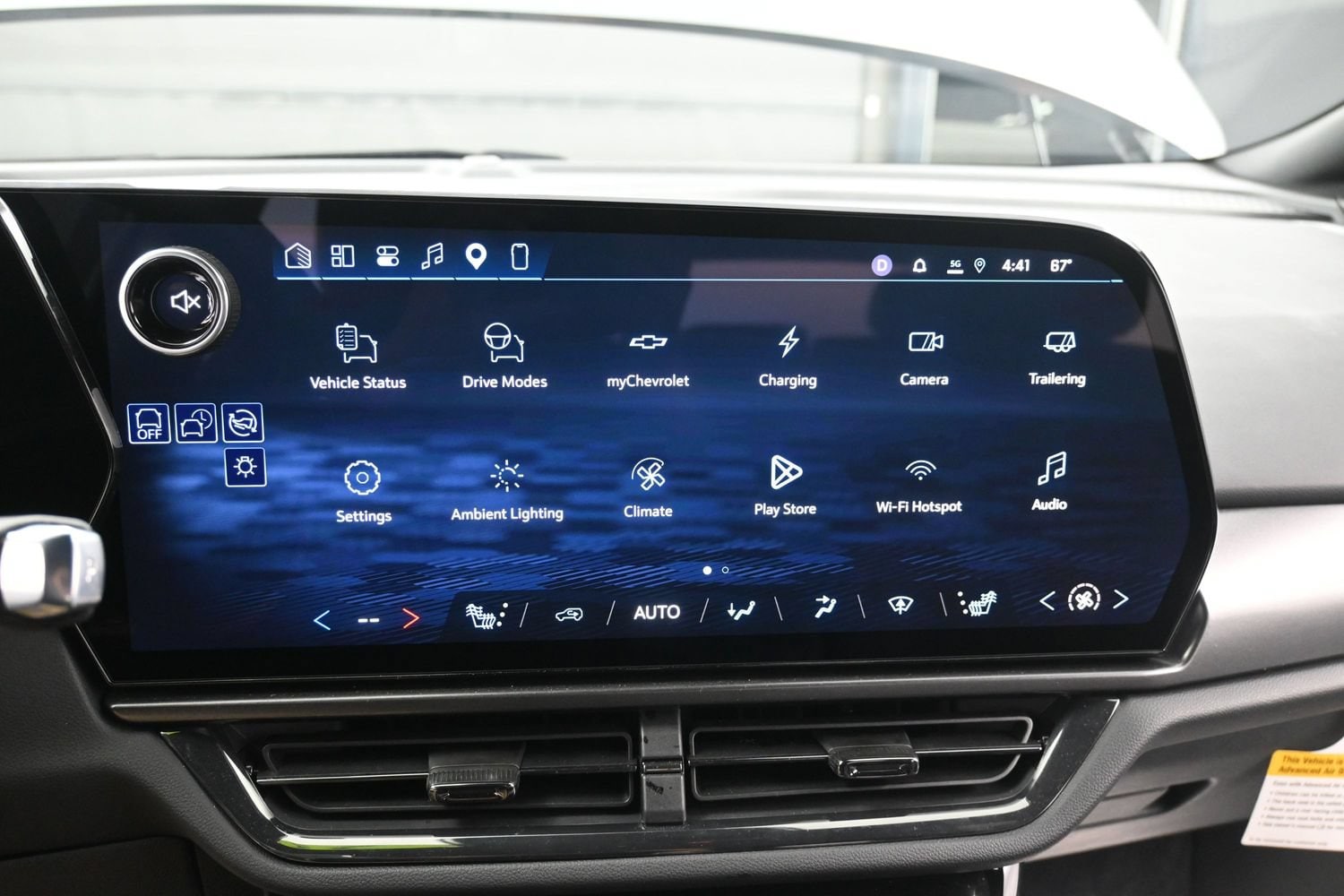 2026 Chevrolet Equinox EV RS - Photo 29