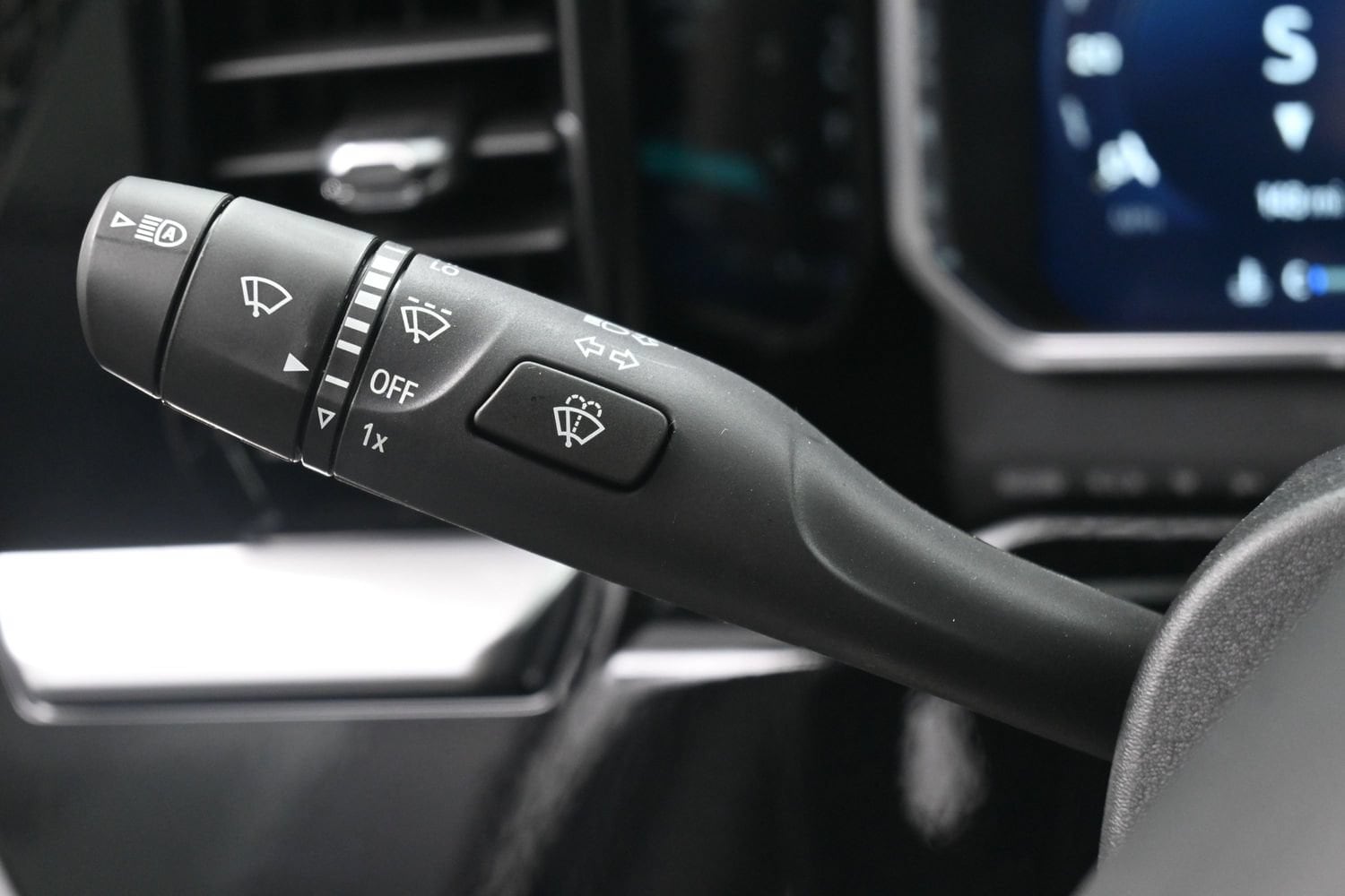 2026 Chevrolet Silverado 1500 LT - Photo 27