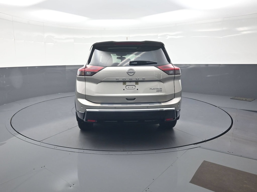 Used 2024 Nissan Rogue Platinum Intelligent AWD SUV