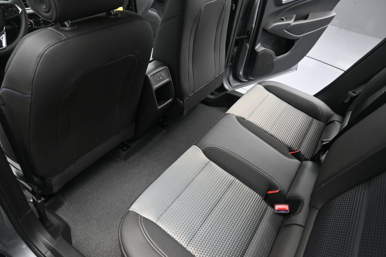 2026 Chevrolet Trax LT - Photo 37