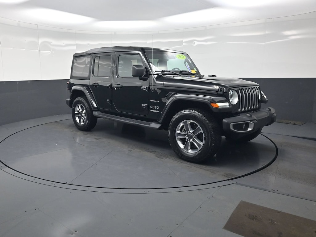 Used 2022 Jeep Wrangler Unlimited Sahara 4x4 SUV