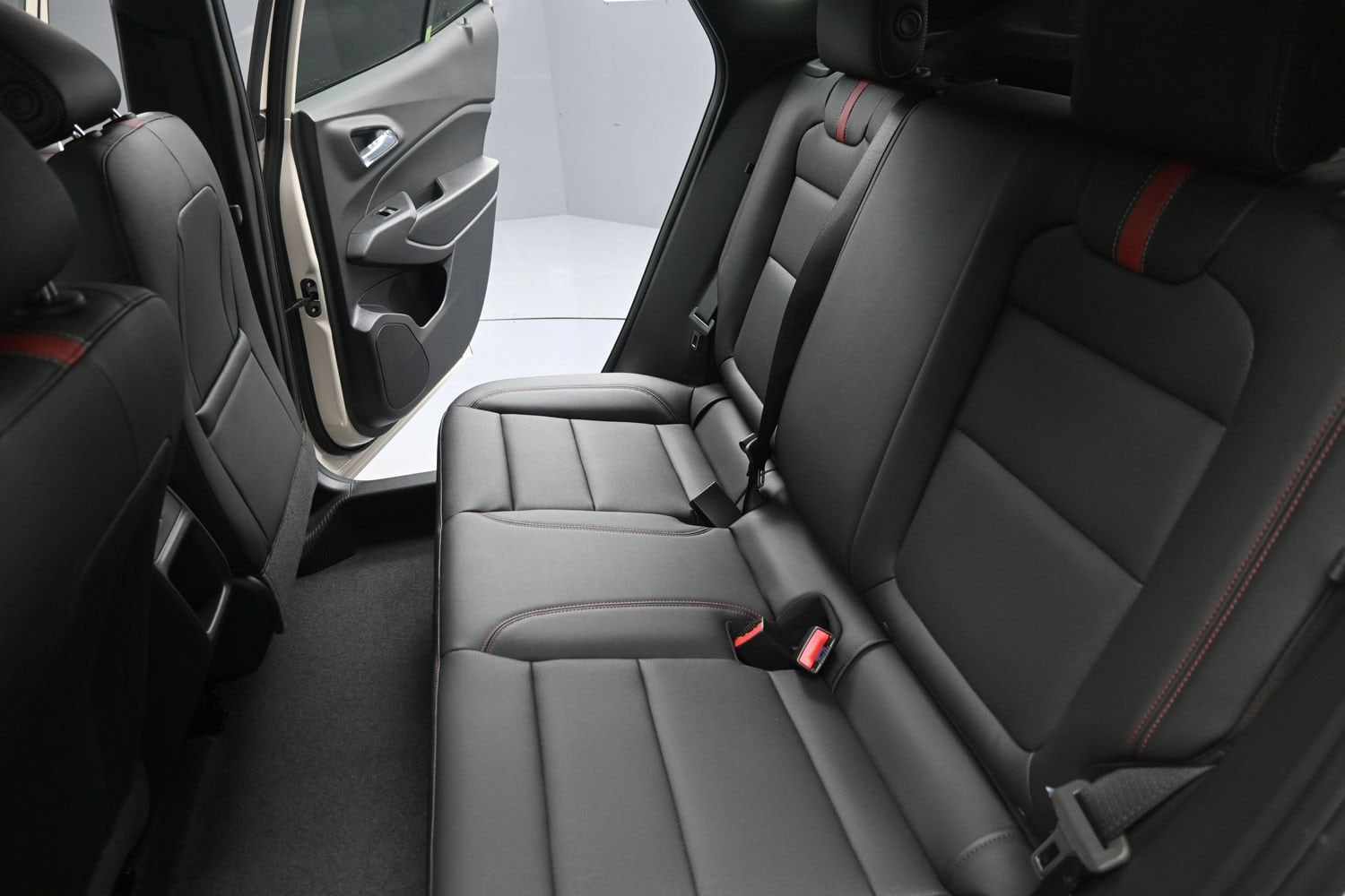 2026 Chevrolet Trax RS - Photo 35